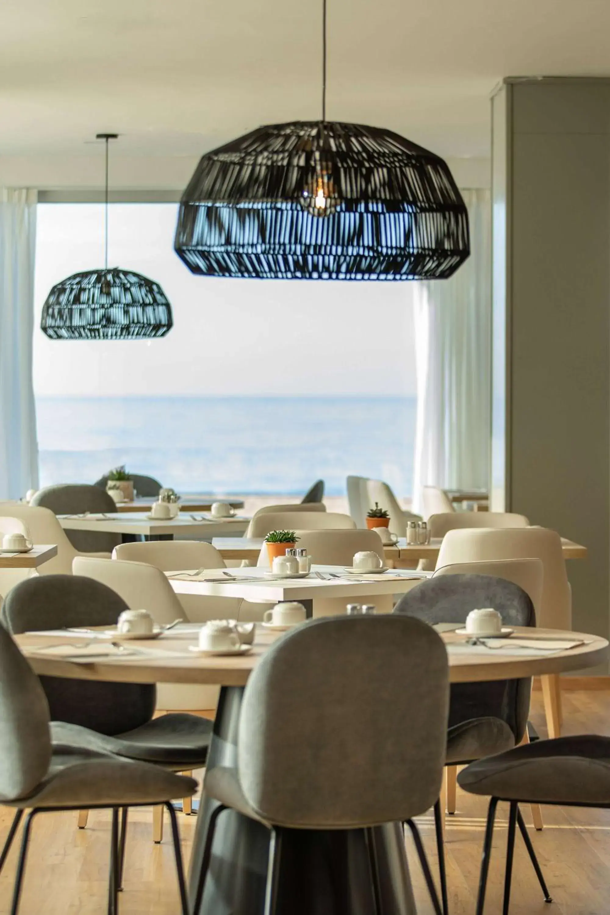 Restaurant/places to eat in INNSiDE by Meliá Costablanca - Adults recommended Restaurant/places to eat in INNSiDE by Meliá Costablanca - Adults recommended