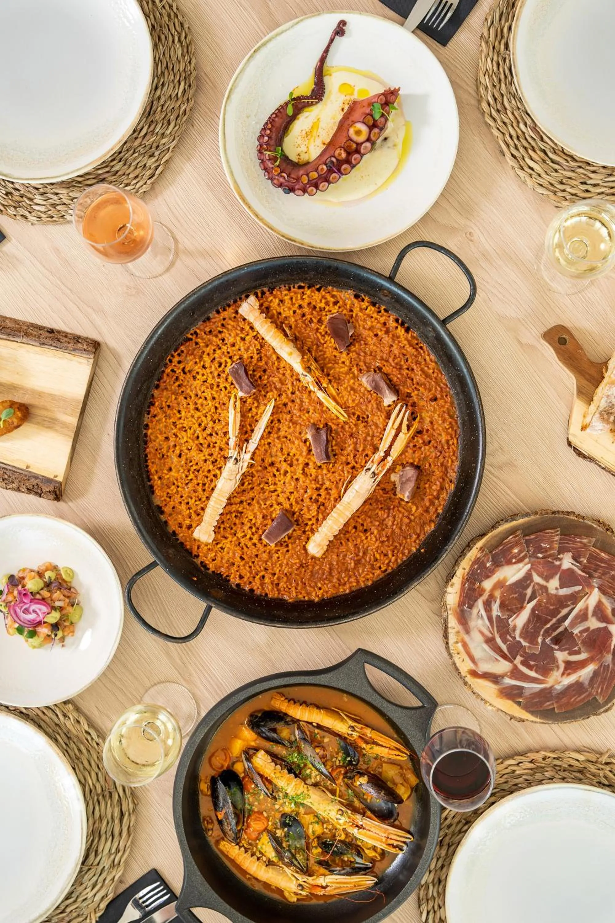 Lunch in INNSiDE by Meliá Costablanca - Adults recommended