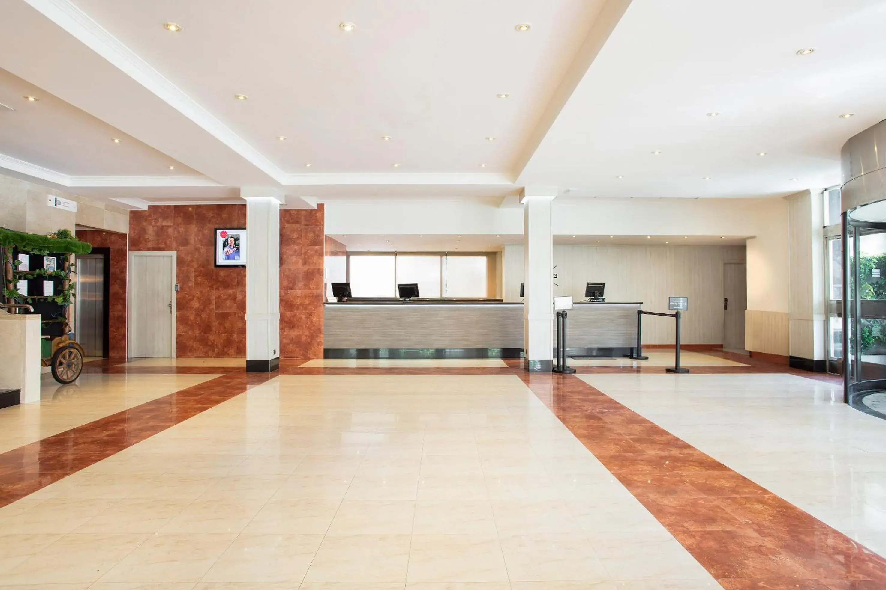 Lobby or reception in Sol Pelicanos Ocas Lobby or reception in Sol Pelicanos Ocas