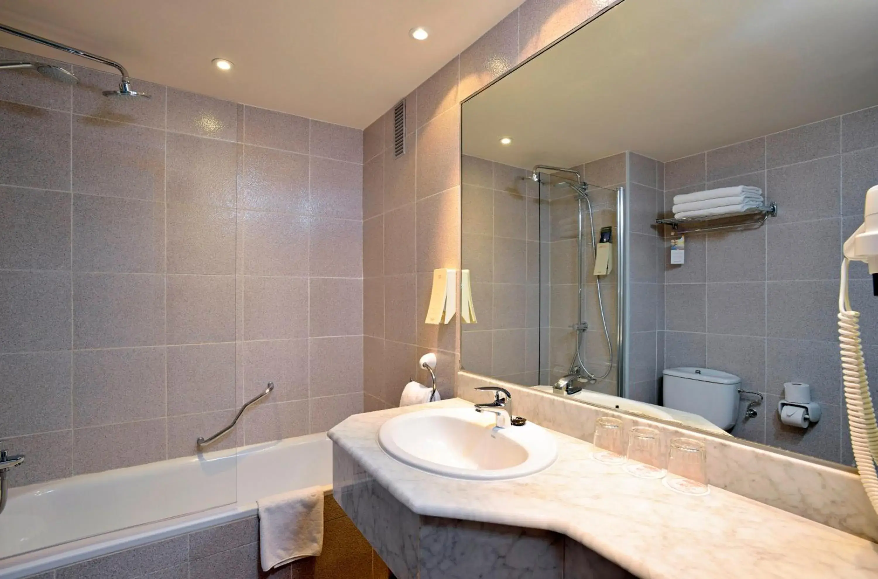 Bathroom in Sol Pelicanos Ocas Bathroom in Sol Pelicanos Ocas