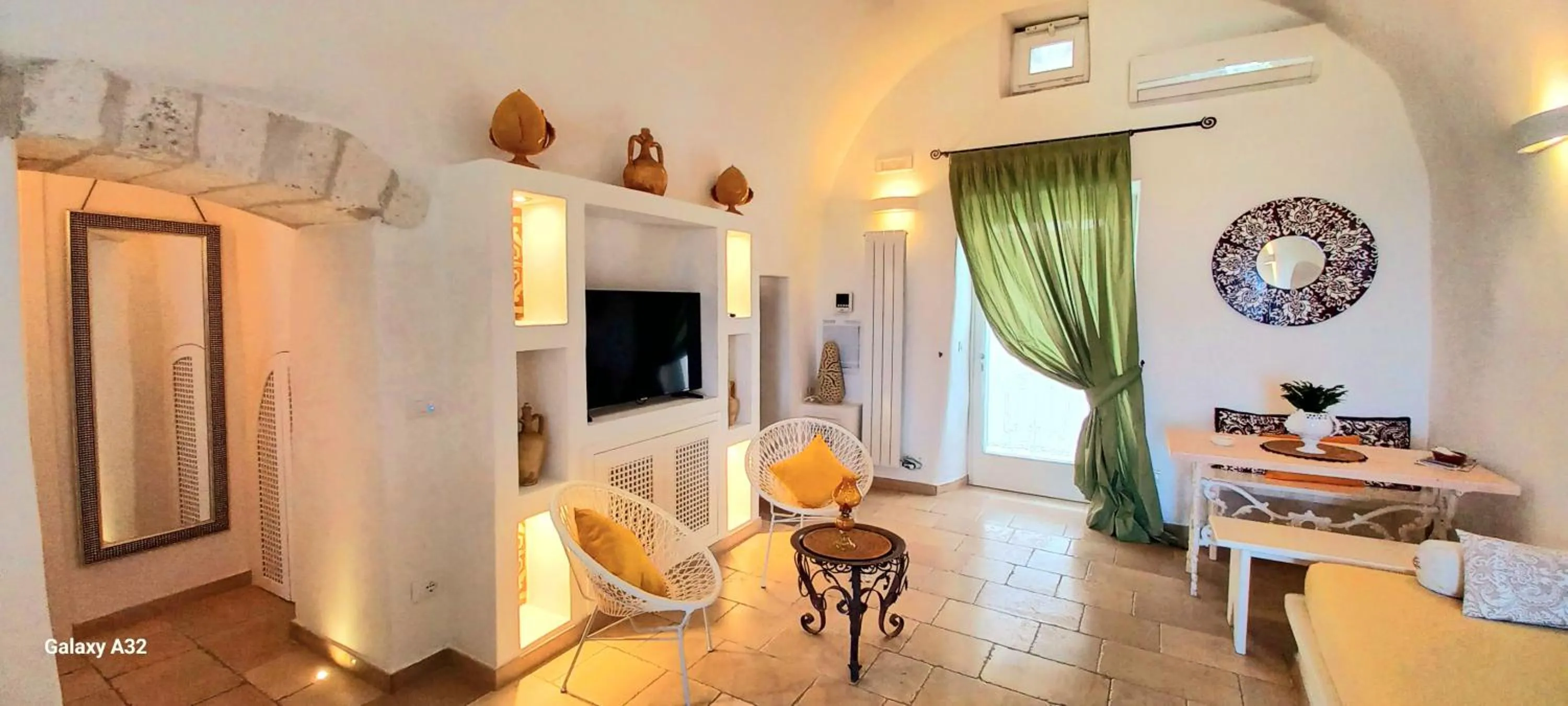 Stellaris Suite con Jacuzzi Vista Mare