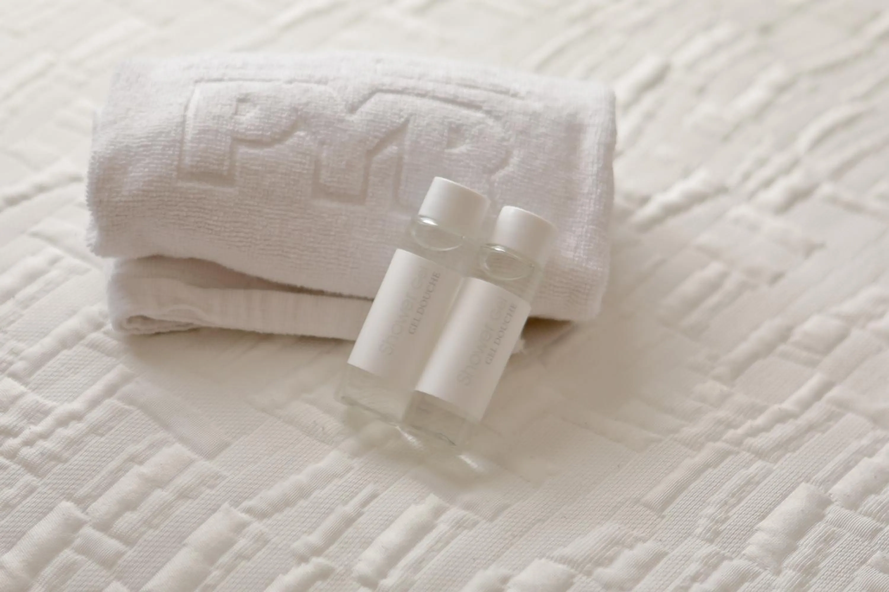 towels in Hotel Apartamentos Pyr Fuengirola