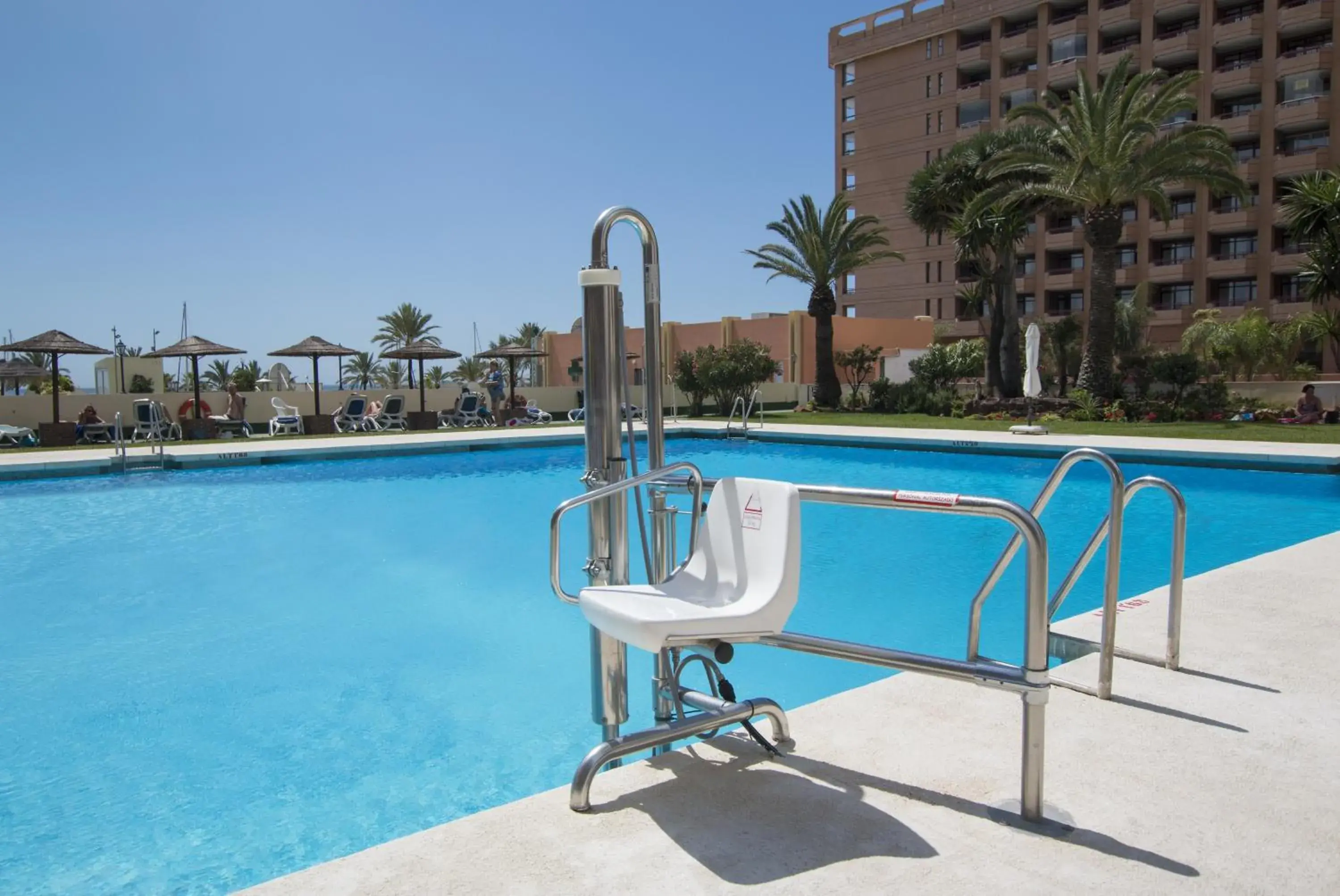 Swimming pool in Hotel Apartamentos Pyr Fuengirola Swimming pool in Hotel Apartamentos Pyr Fuengirola