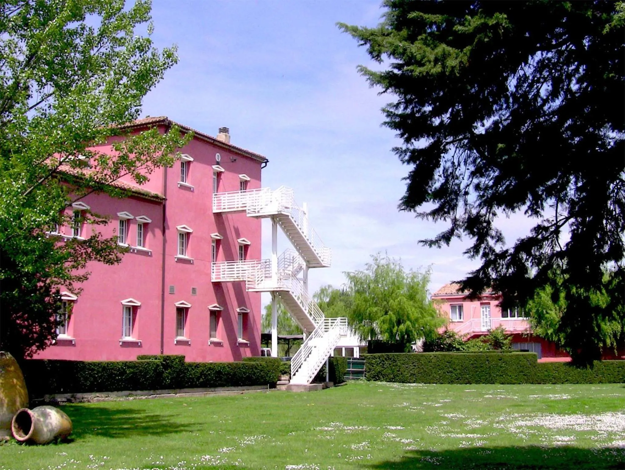 Decorative detail in Hotel San Camilo