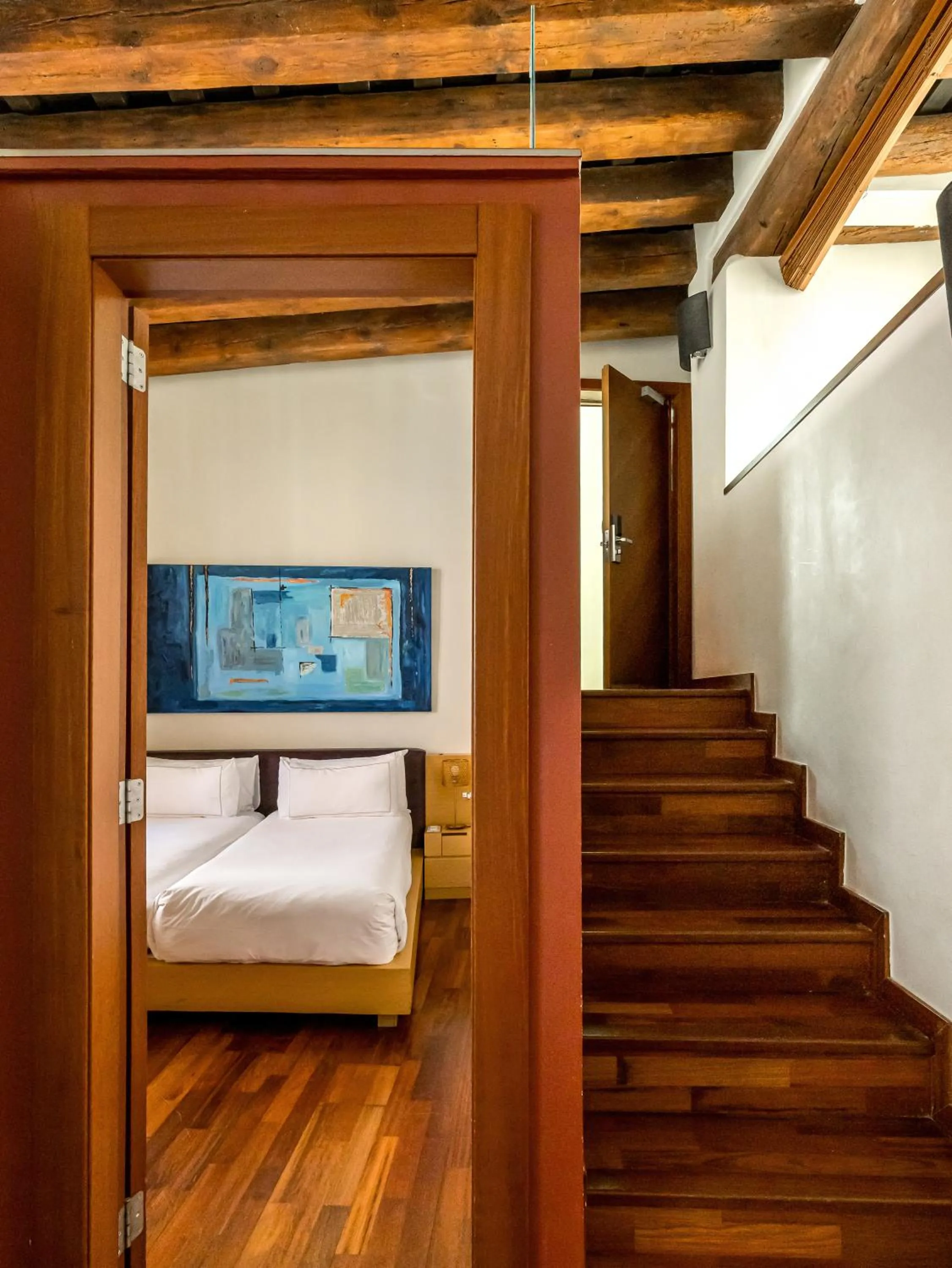 Bedroom, Bed in Mercer House Bòria BCN