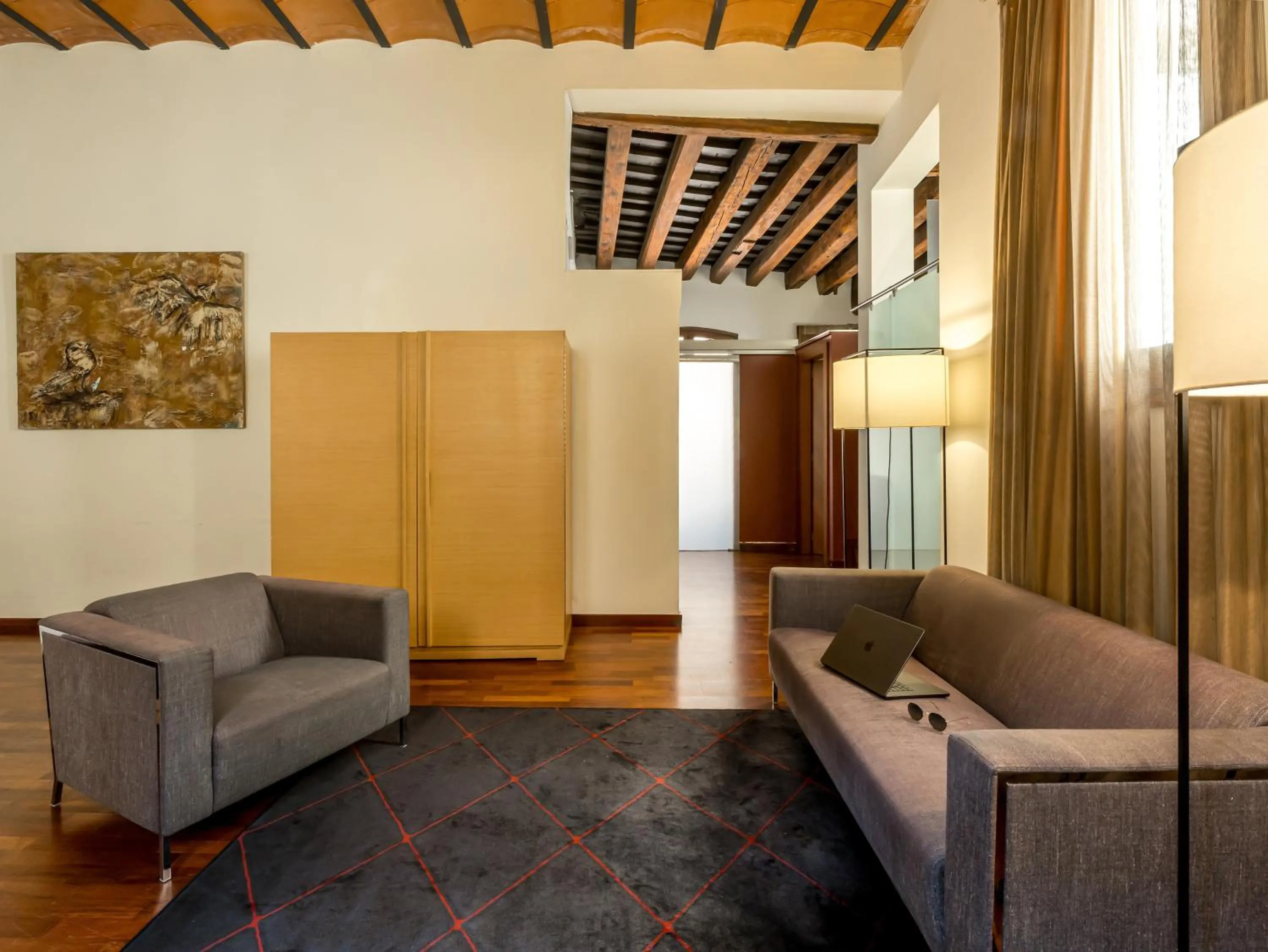 Seating area in Mercer House Bòria BCN