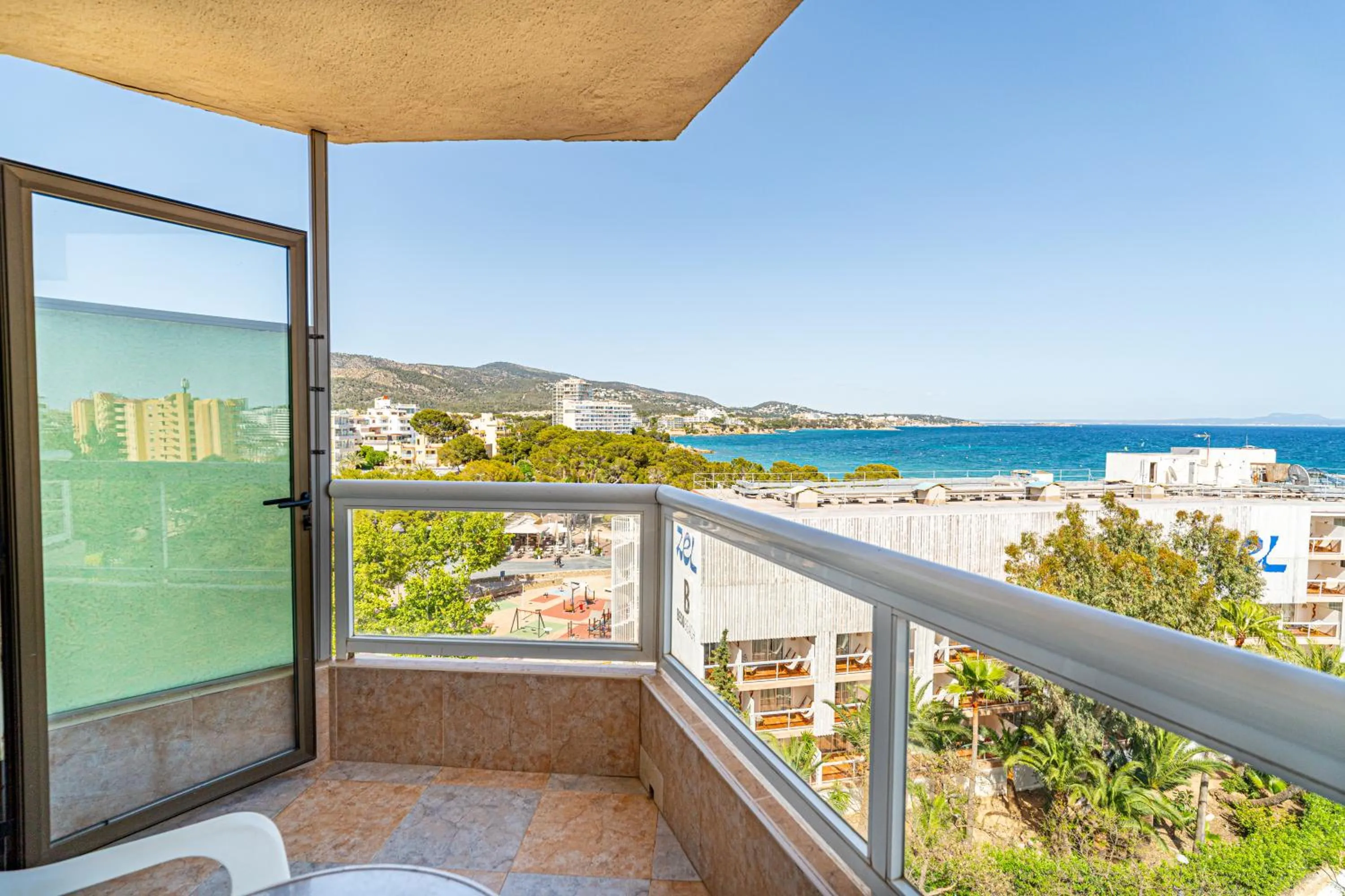 Balcony/Terrace in Las Palomas Apartments Econotels