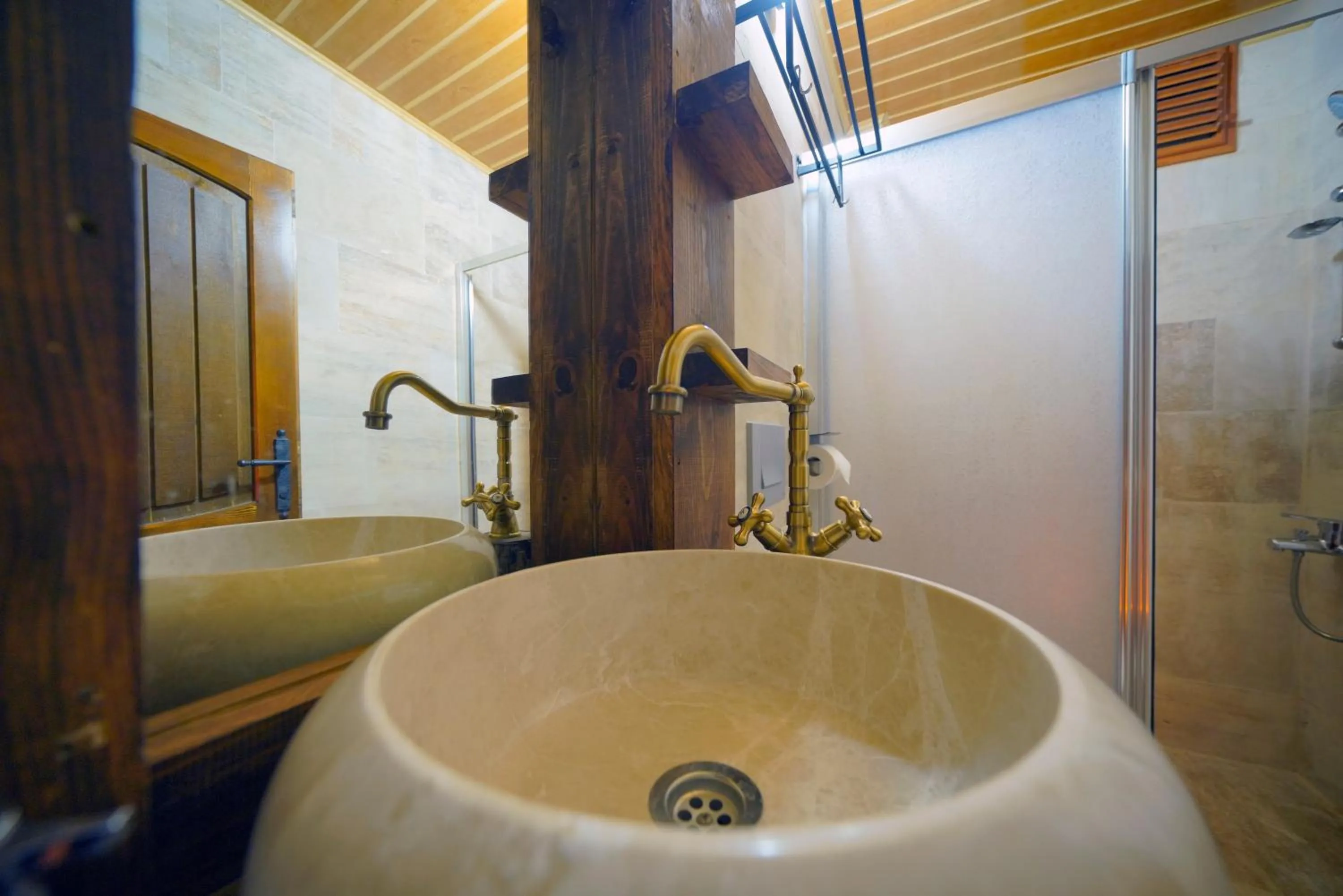 Shower in Babili Cappadocia Cave