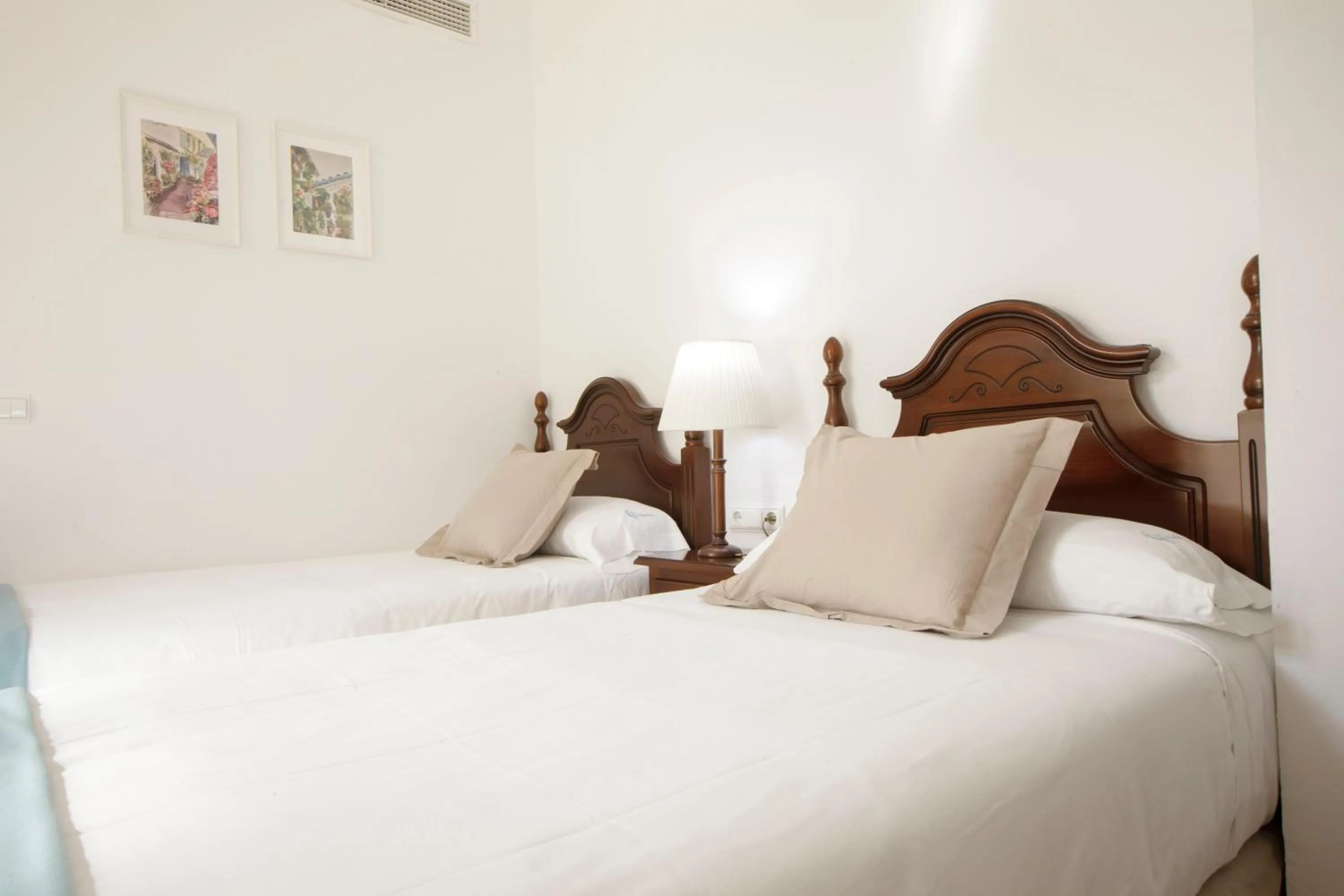 Decorative detail, Bed in Hotel San Miguel