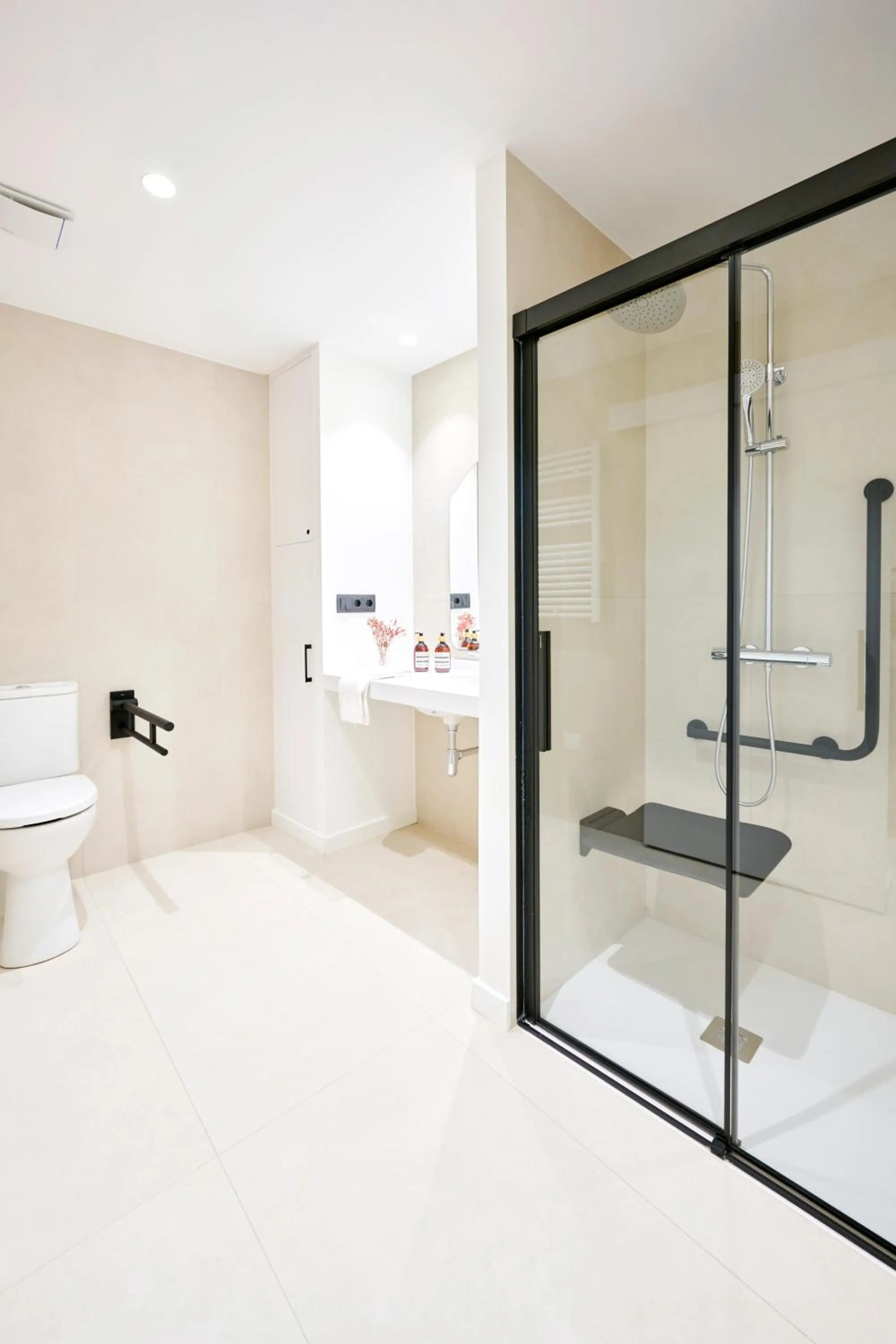 Shower in Eco Boutique Hostal Grau