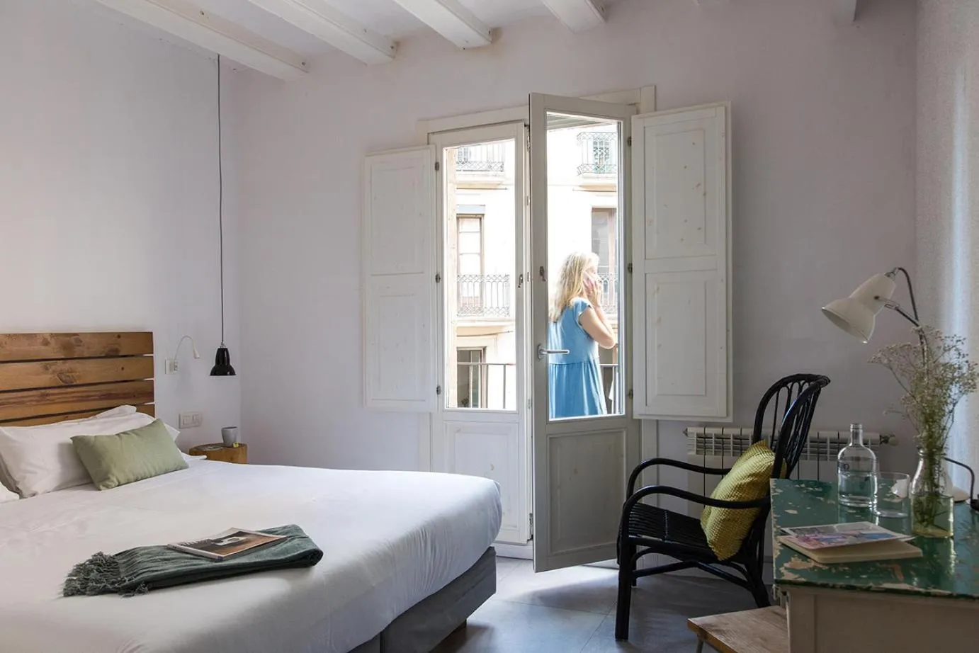 Balcony/Terrace, Bed in Eco Boutique Hostal Grau