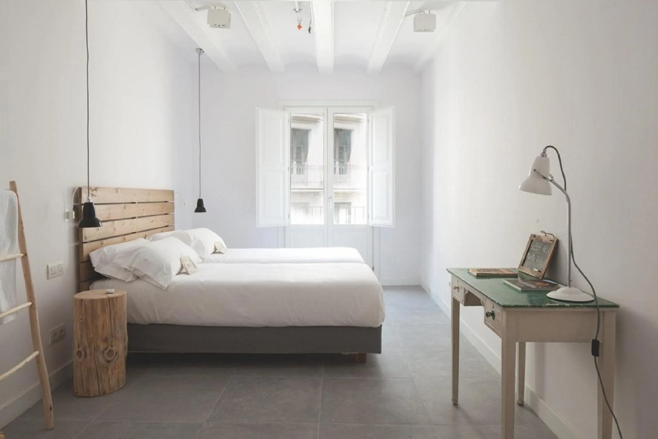 Decorative detail, Bed in Eco Boutique Hostal Grau