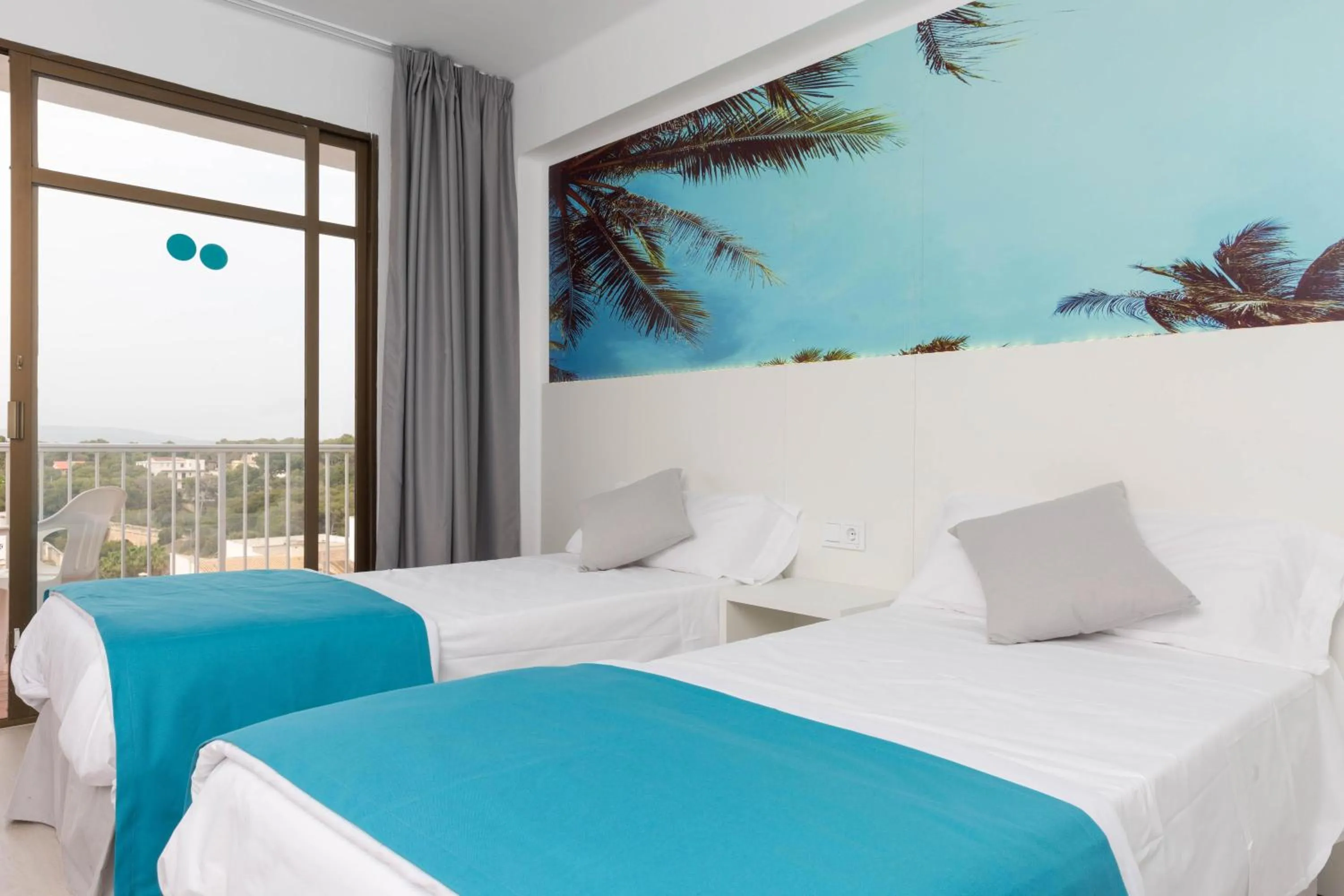 Photo of the whole room, Bed in BLUESEA Arenal Tower Adults Only