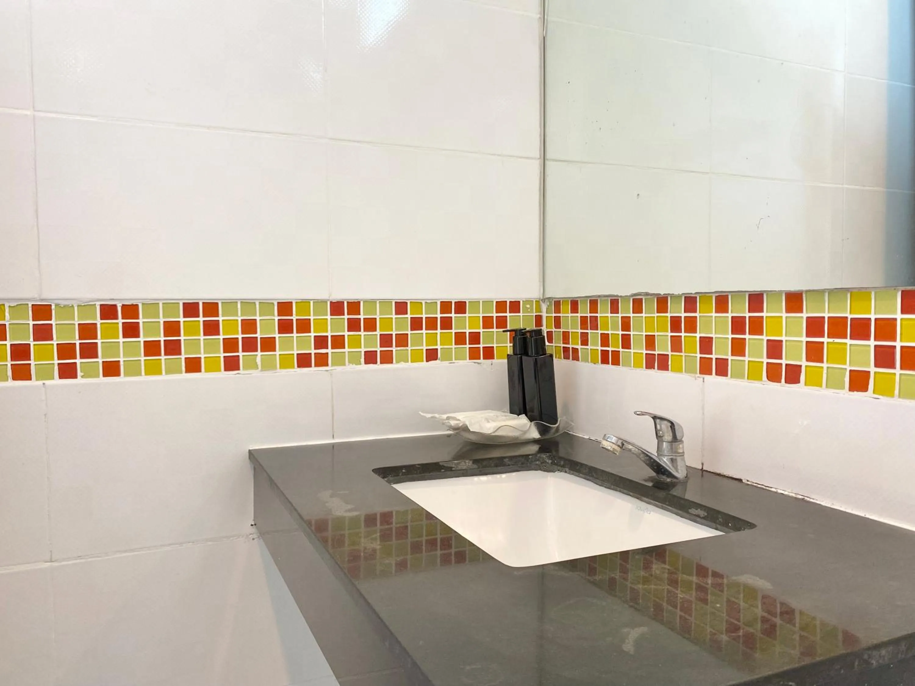 Bathroom in Patong Platinum