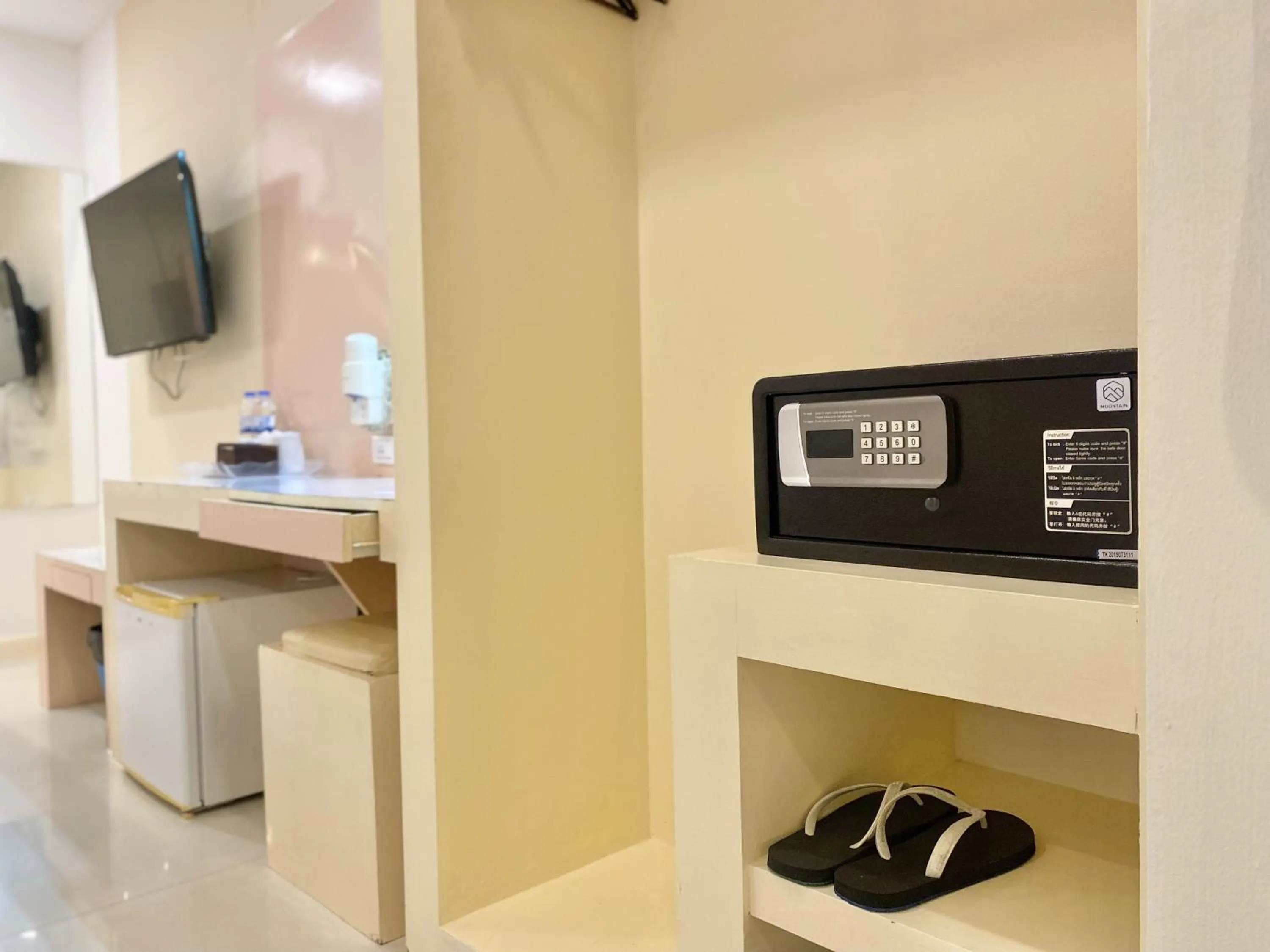 safe in Patong Platinum