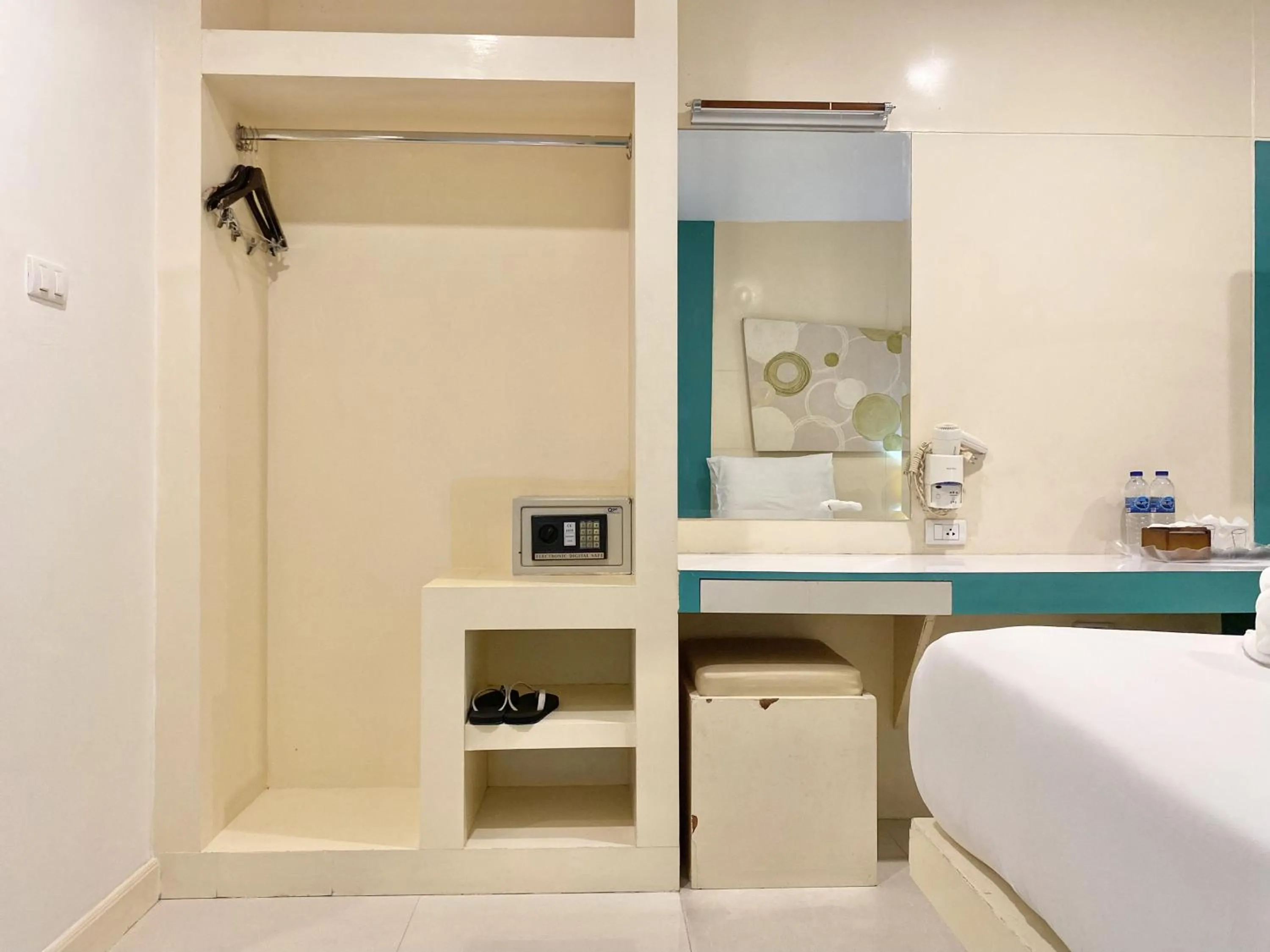 Bedroom, Bed in Patong Platinum