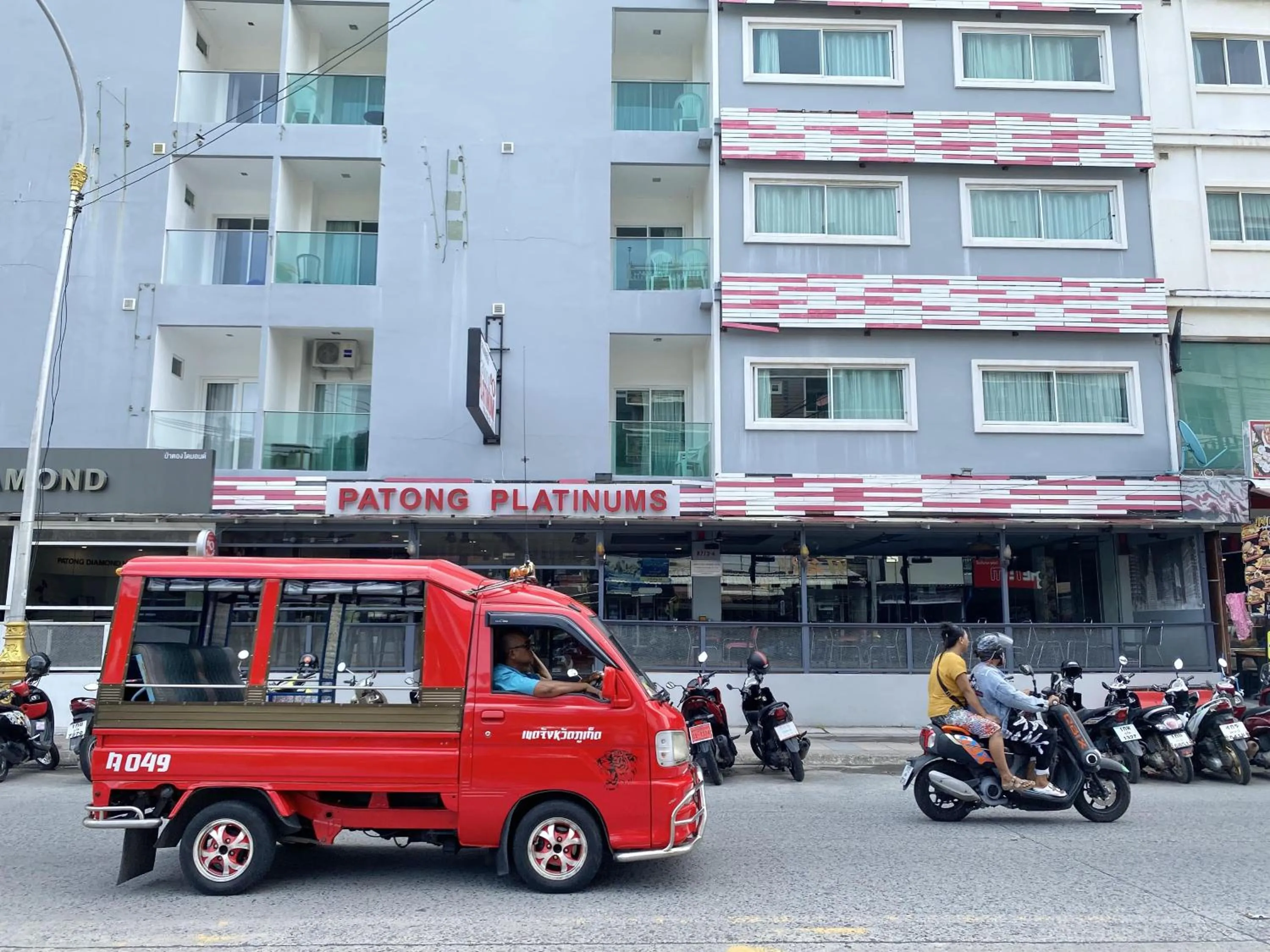 Property building in Patong Platinum