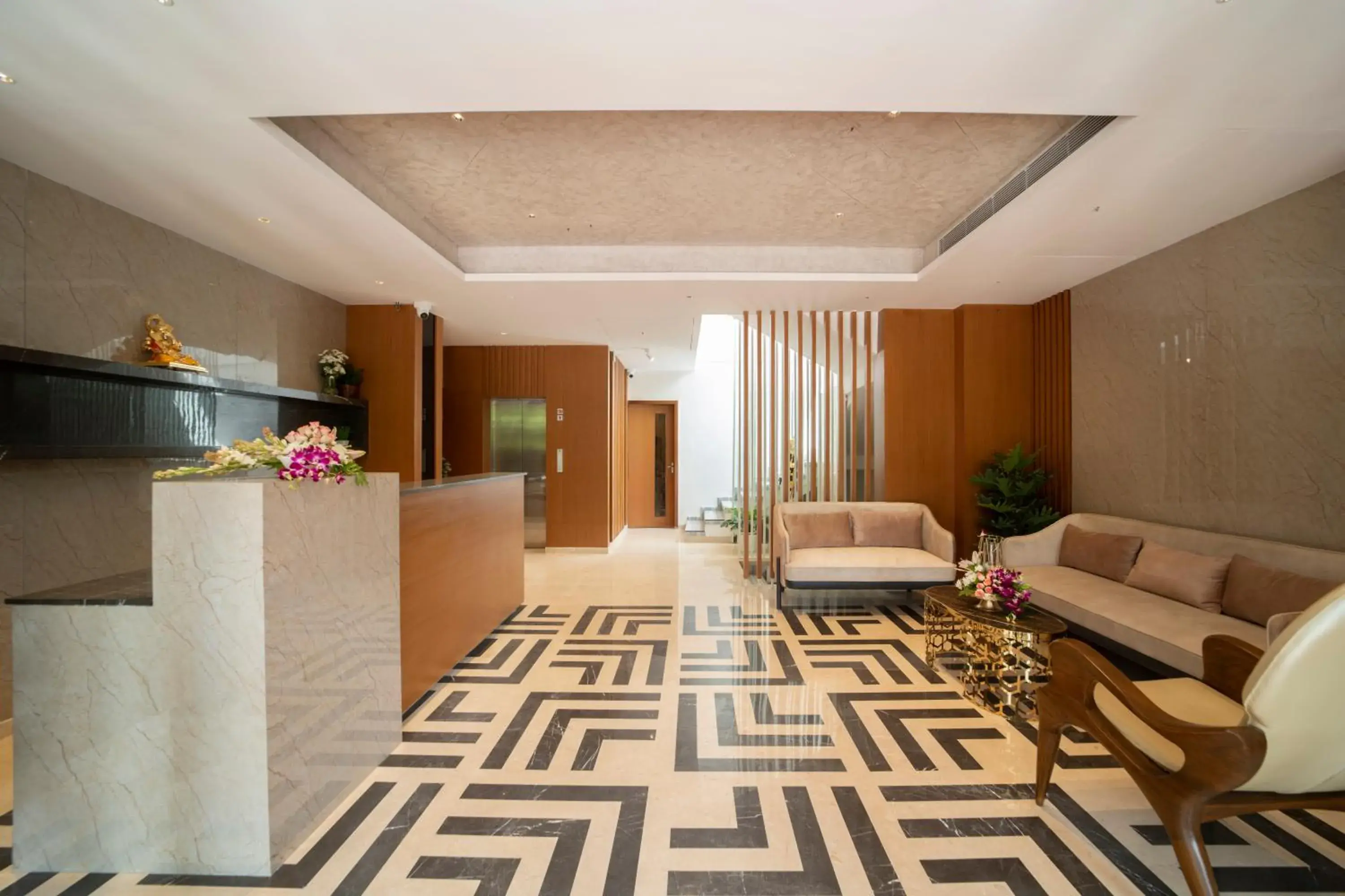 Lobby or reception in The President Hotel, kumarapark Lobby or reception in The President Hotel, kumarapark