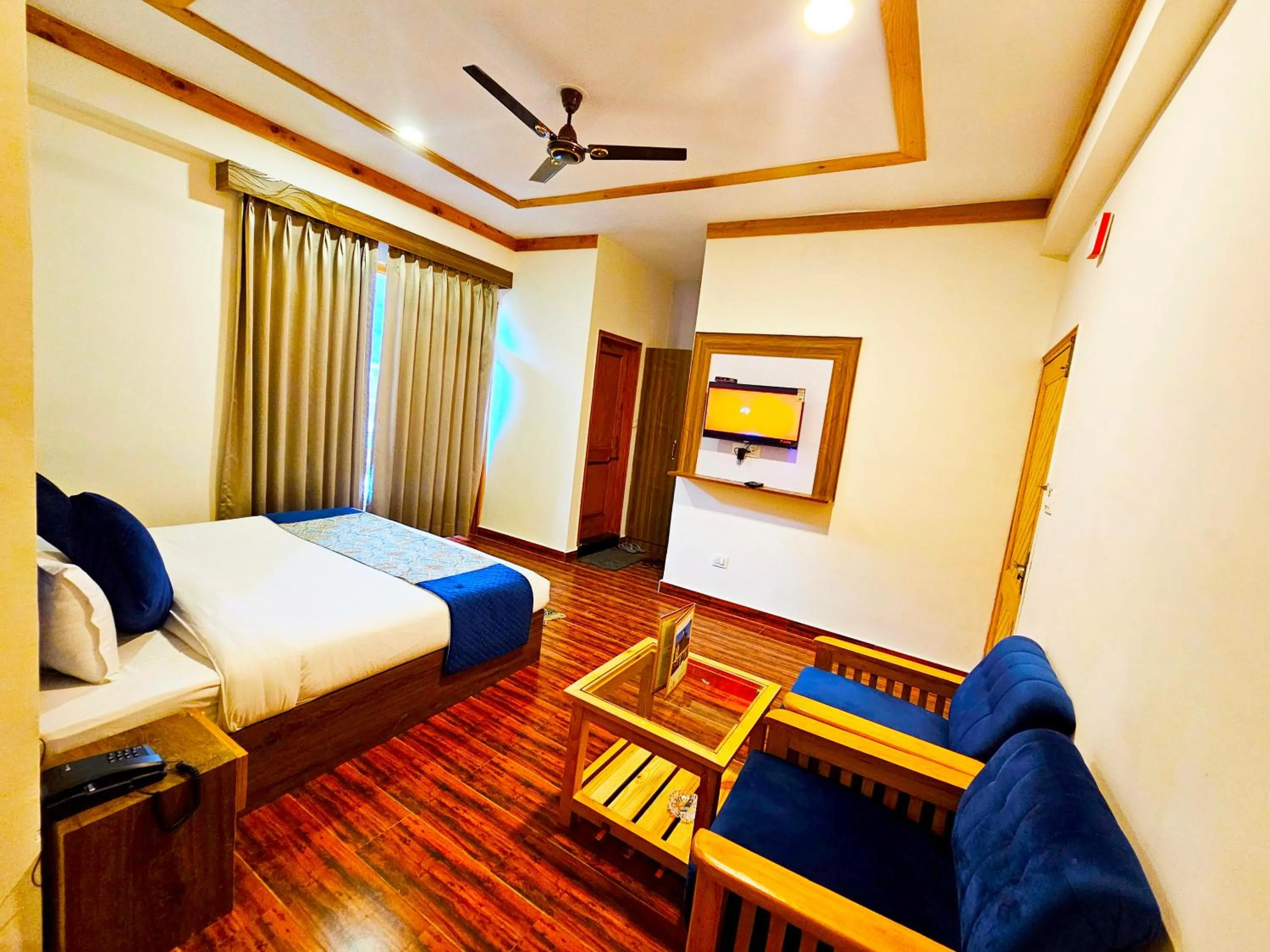 VIP in Hotel Marina Heights