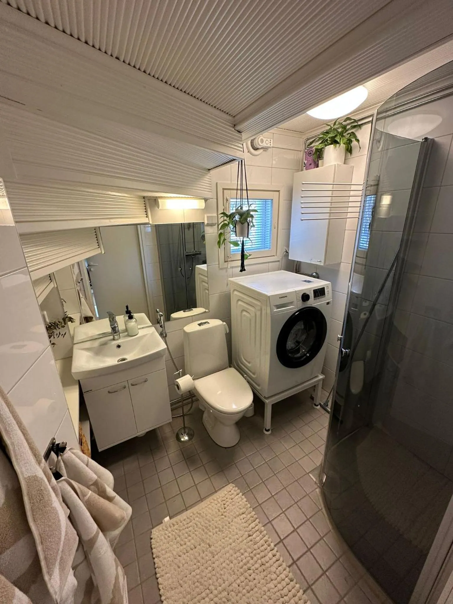 Shower in Villa Juuris