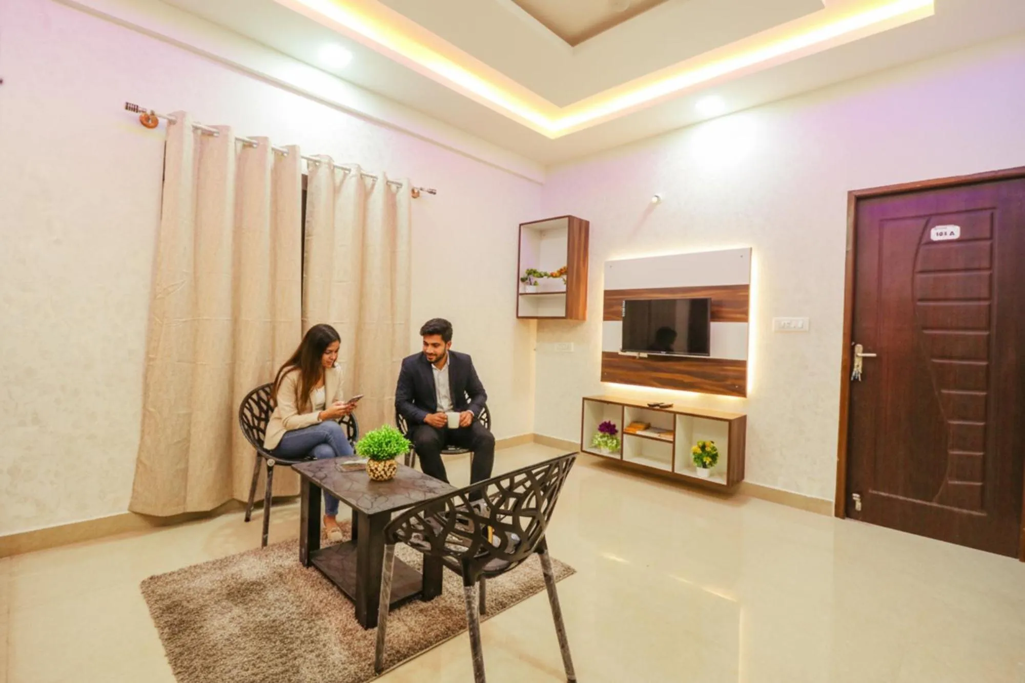 Bed in FabHotel E City Inn - 3km from Infosys Campus