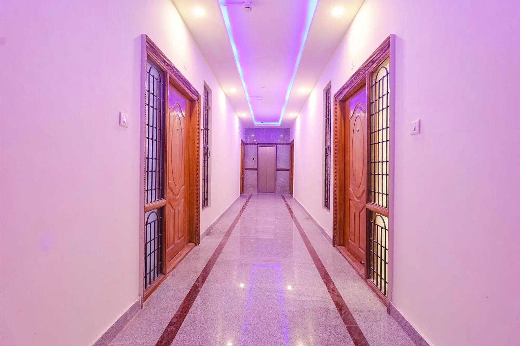 Lobby or reception in FabHotel E City Inn - 3km from Infosys Campus