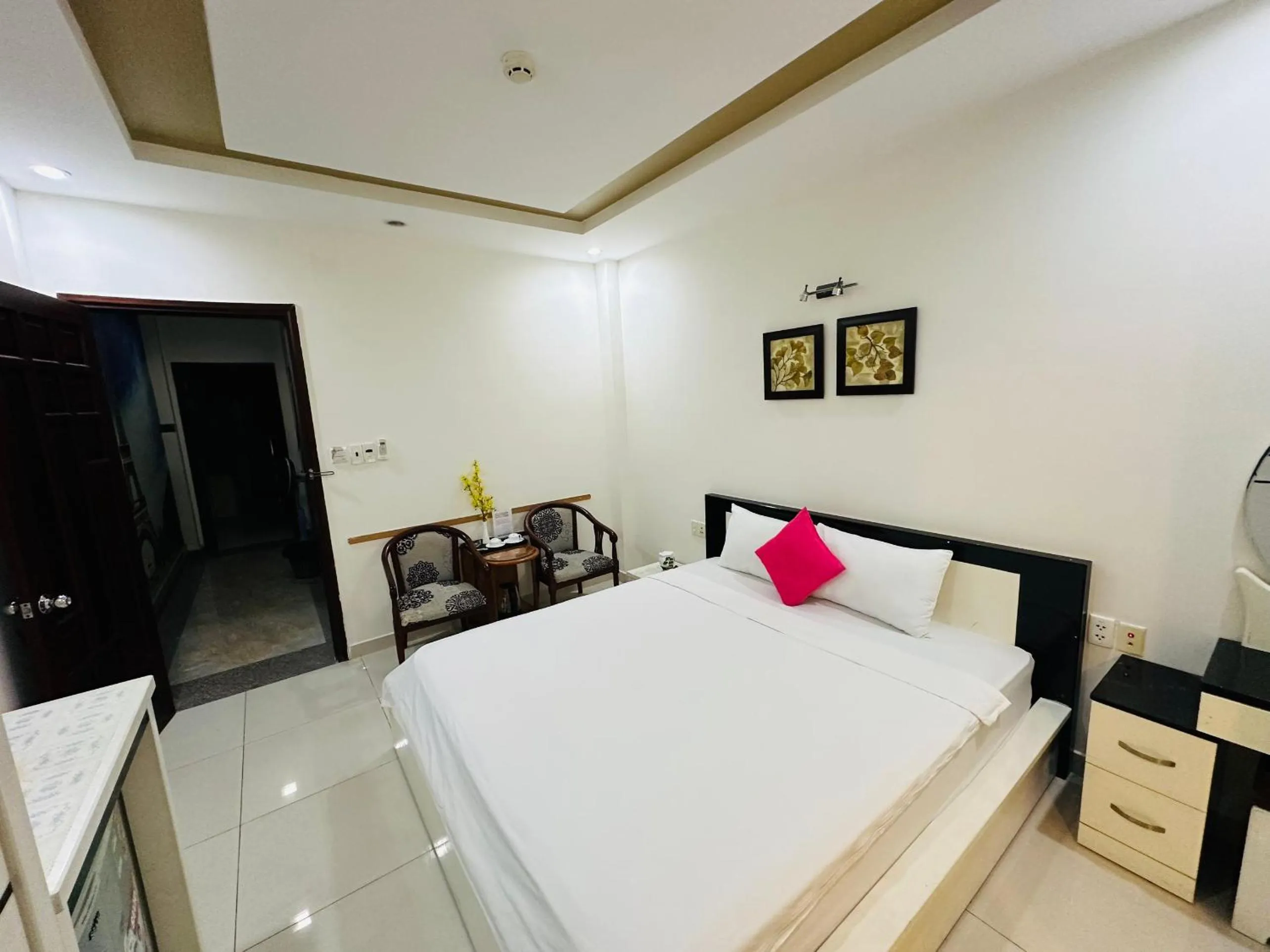 Bed in REDFLOWER HOTEL