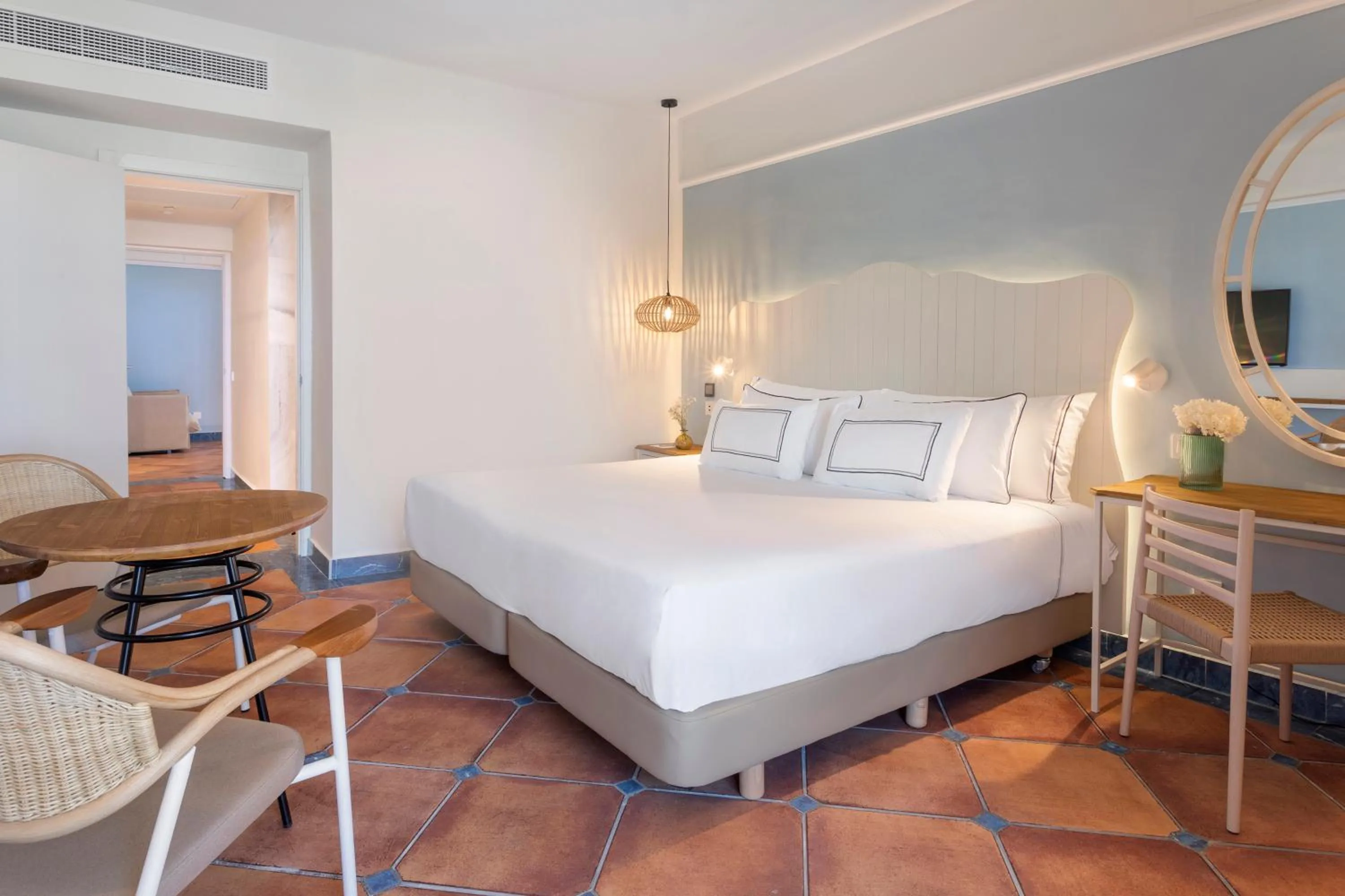 Bed in Meliá Zahara Resort & Villas