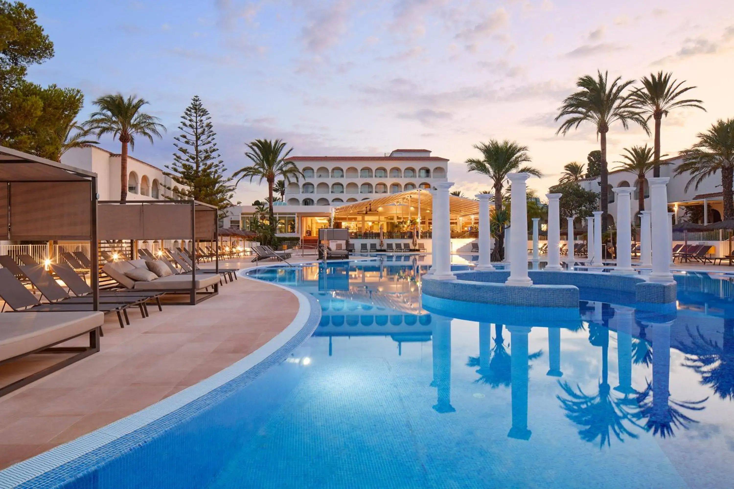 Property building, Swimming Pool in Meliá Zahara Resort & Villas