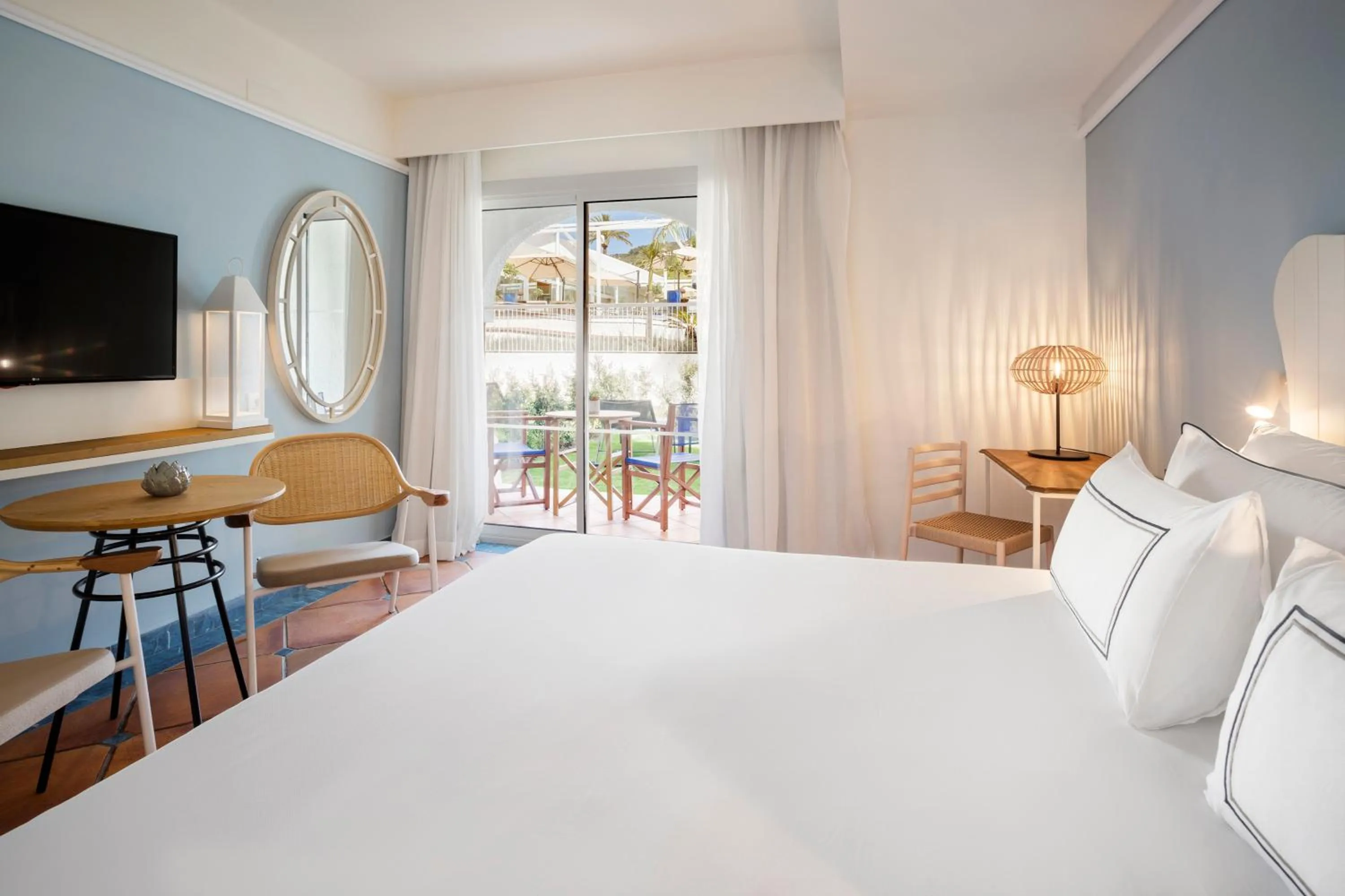 Bed in Meliá Zahara Resort & Villas