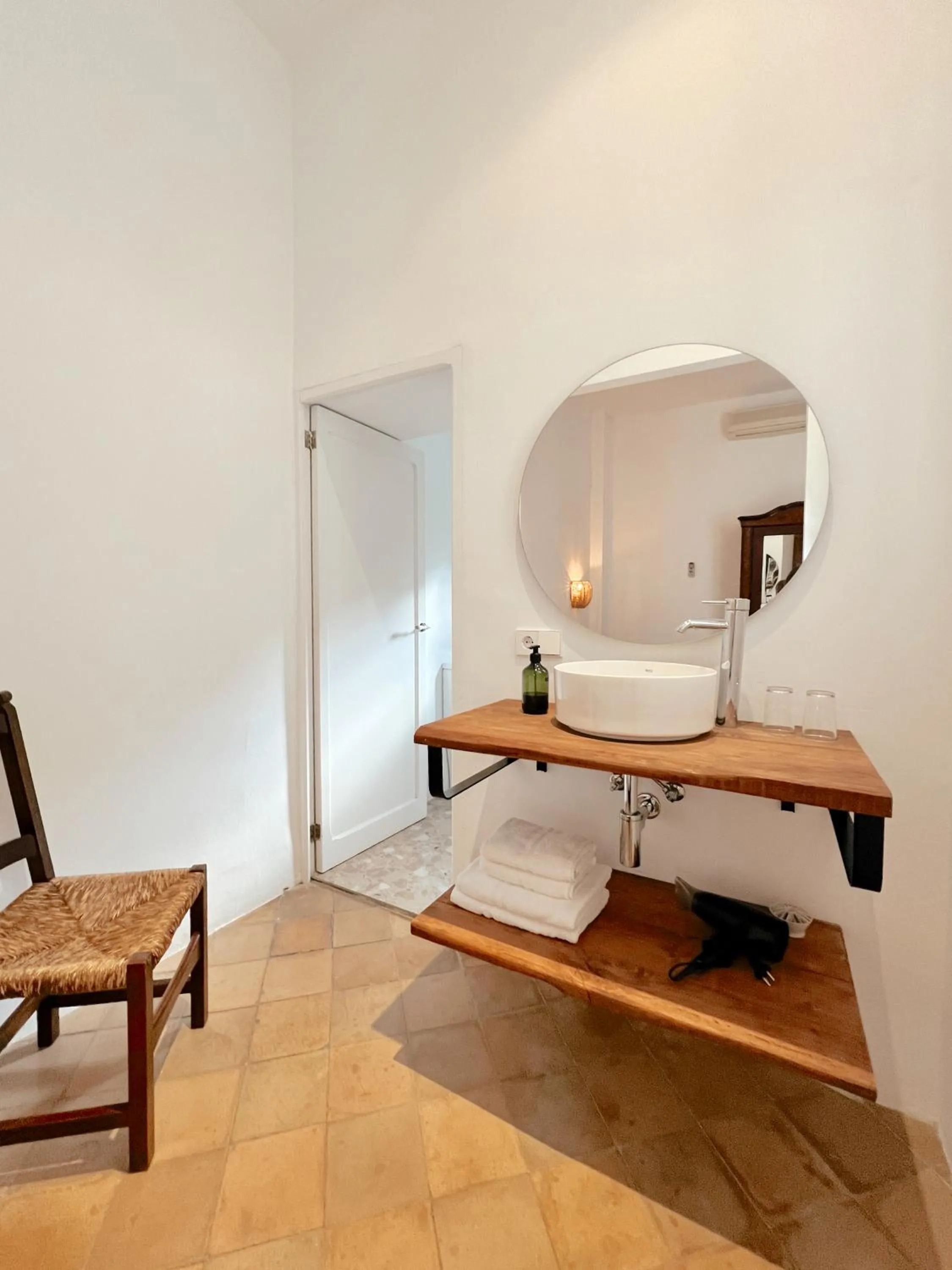 Fornalutx Petit Hotel - Bed & Breakfast