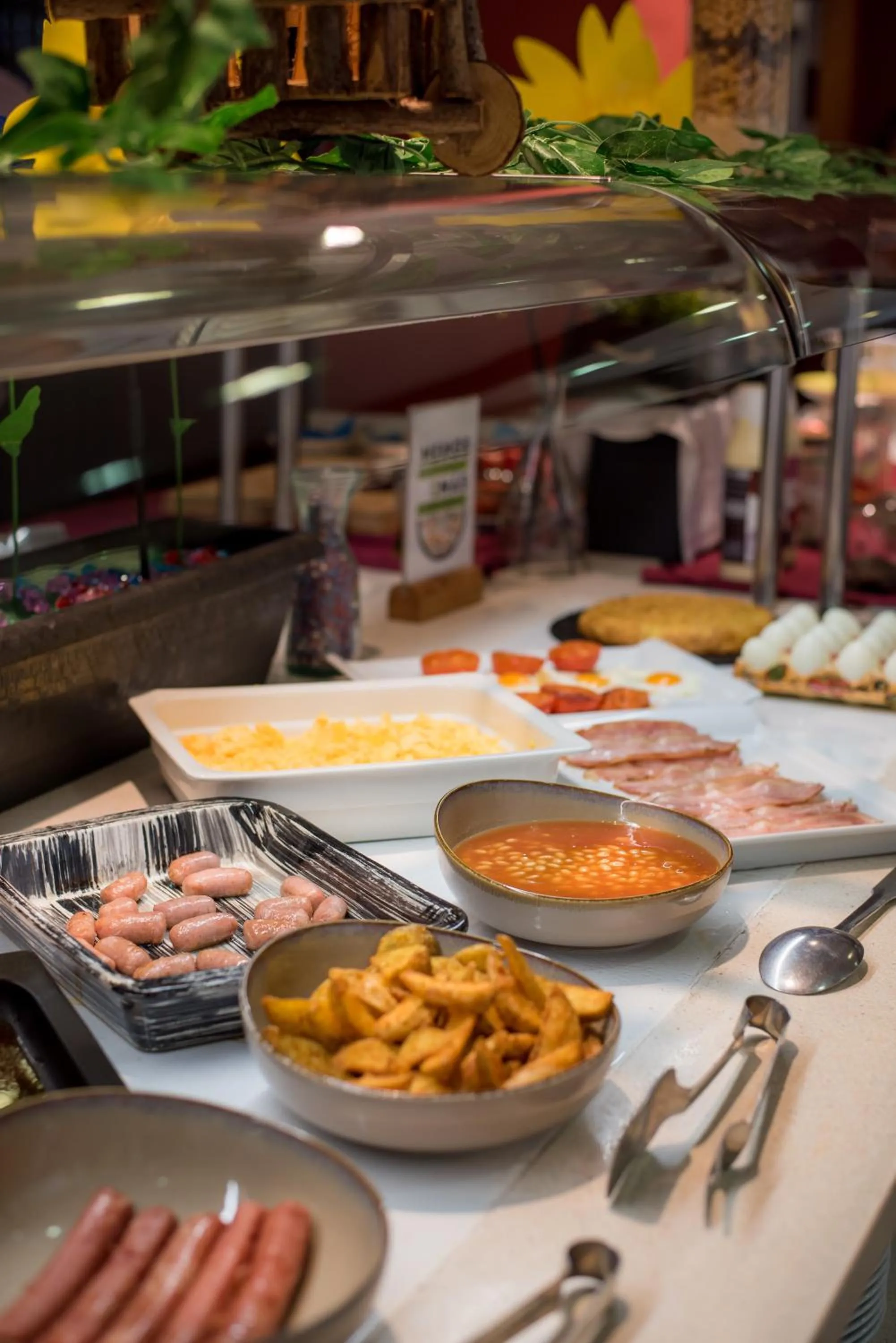 Food and drinks in Hotel Acacias Suites & Spa