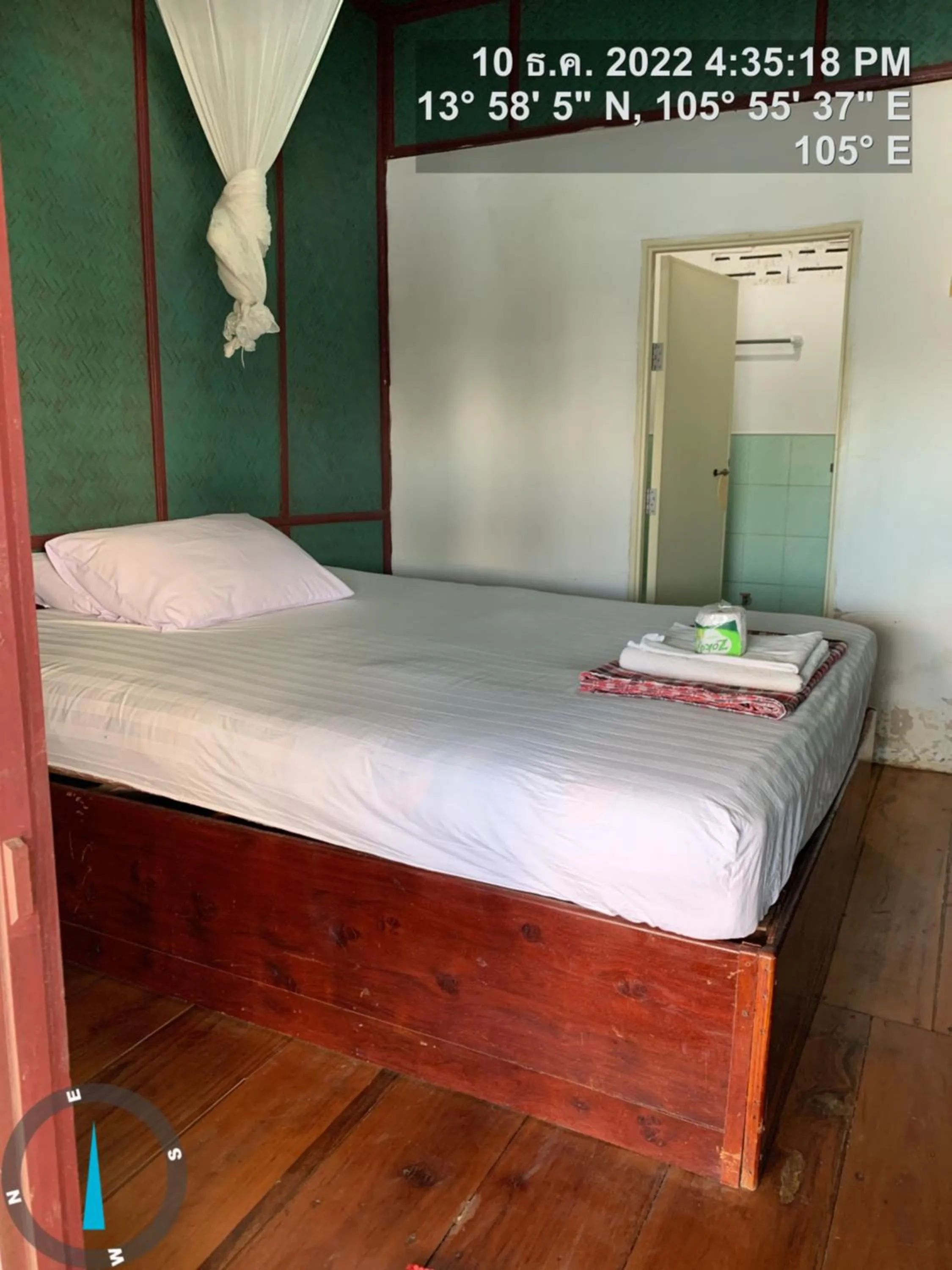 Bed in Pa Kha Guesthouse