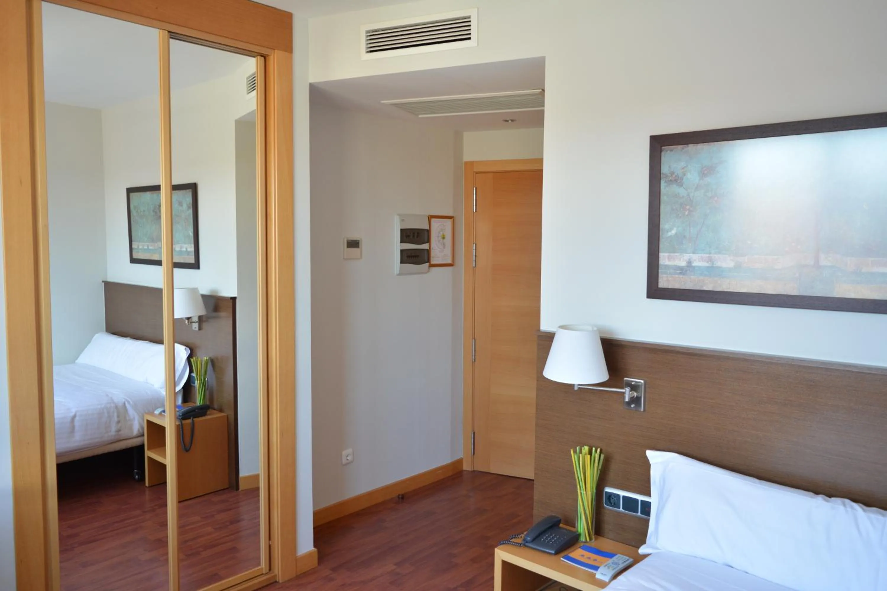 Decorative detail, Bed in Hotel Palacio Congresos