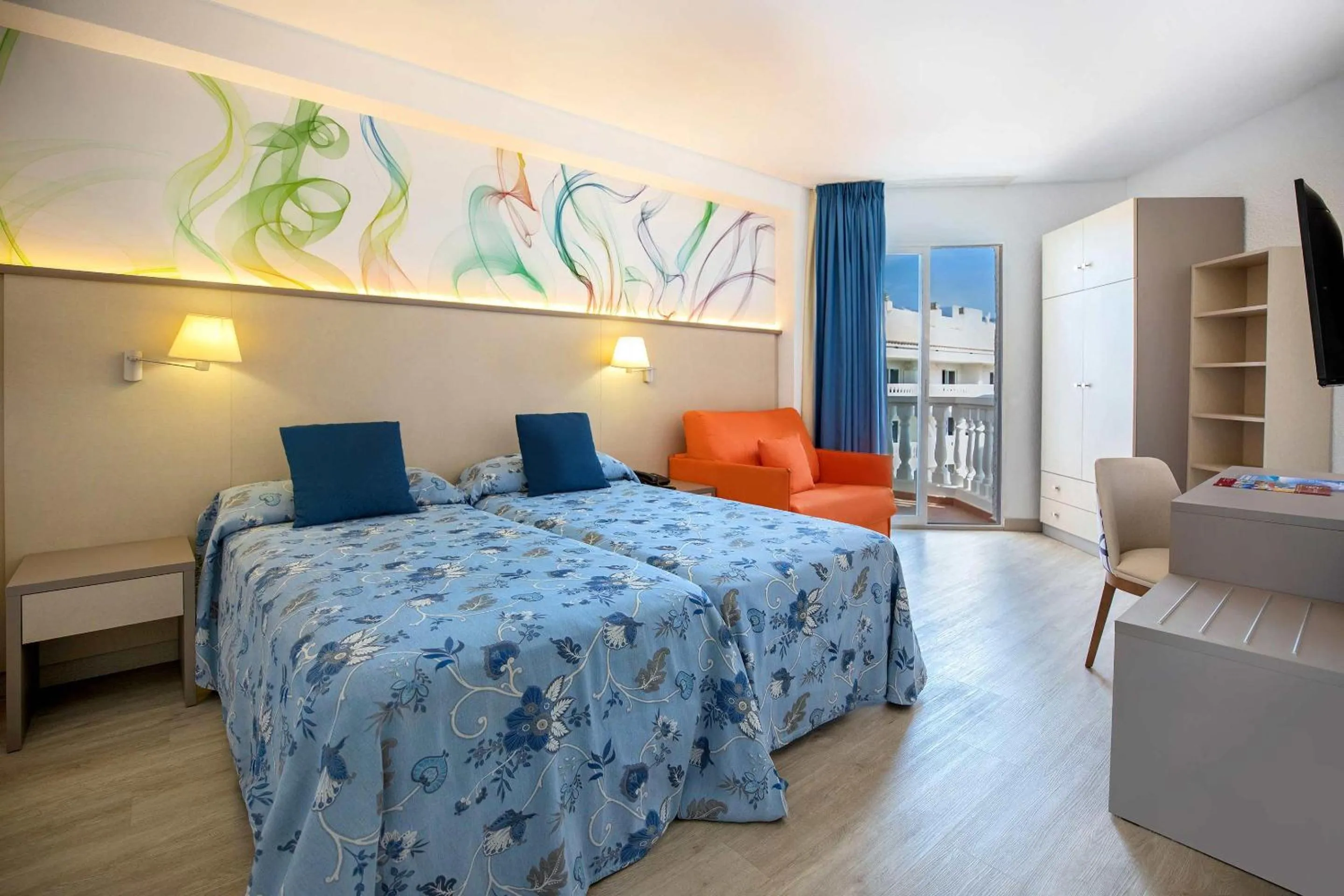 Photo of the whole room, Bed in Hotel Servigroup Romana