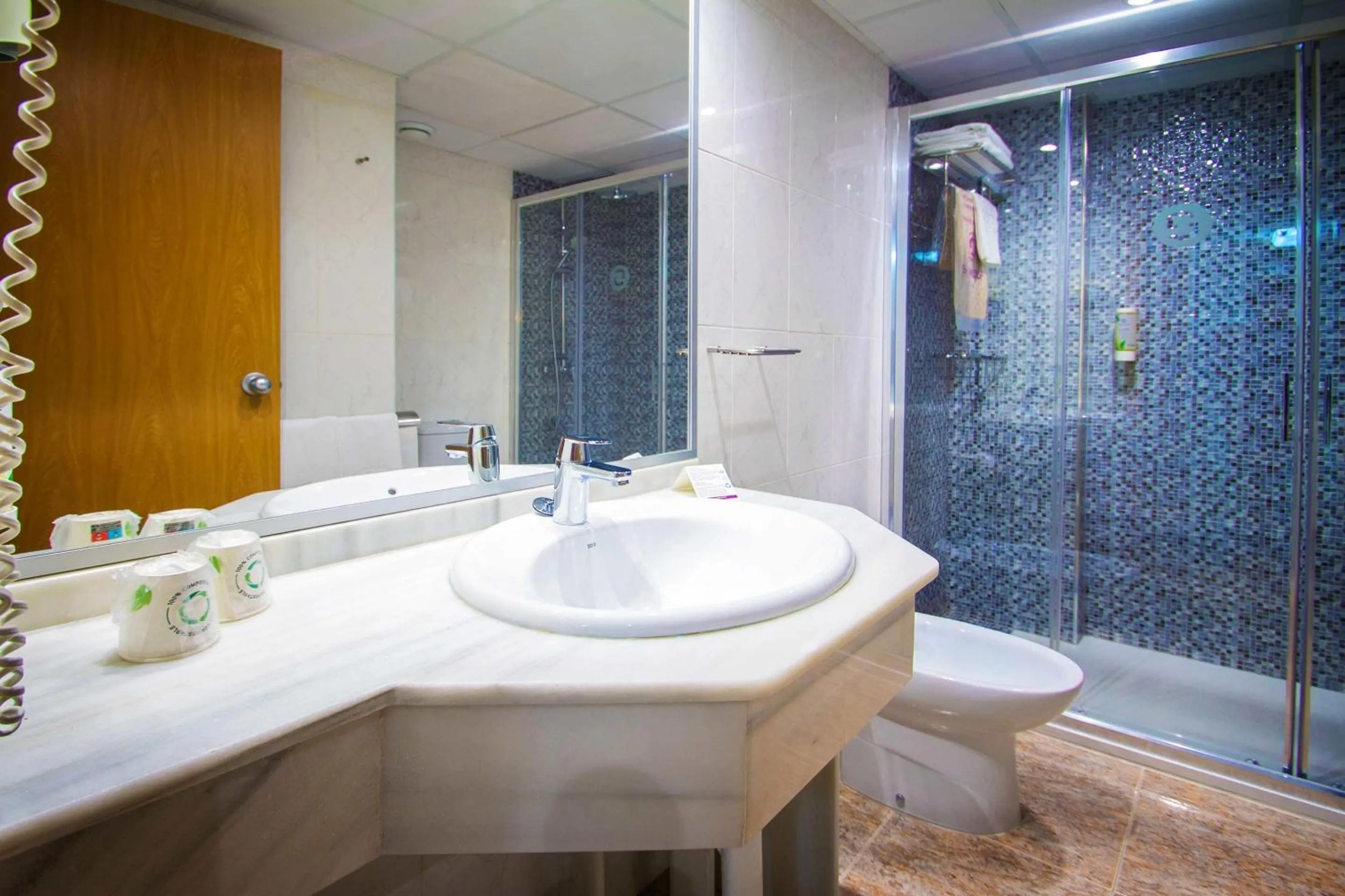 Bathroom in Hotel Servigroup Romana