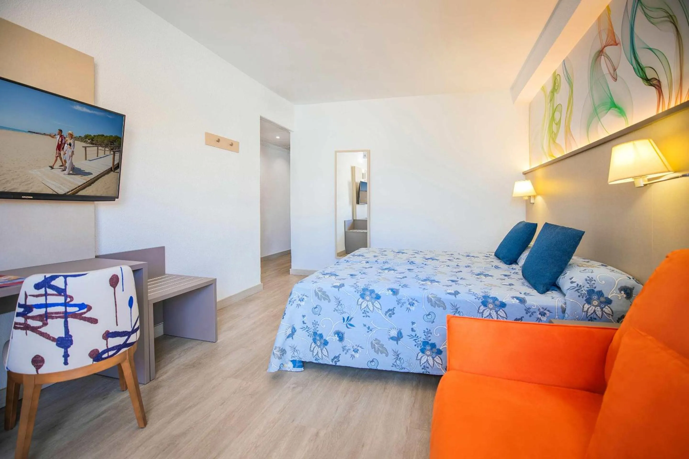 Photo of the whole room, Bed in Hotel Servigroup Romana