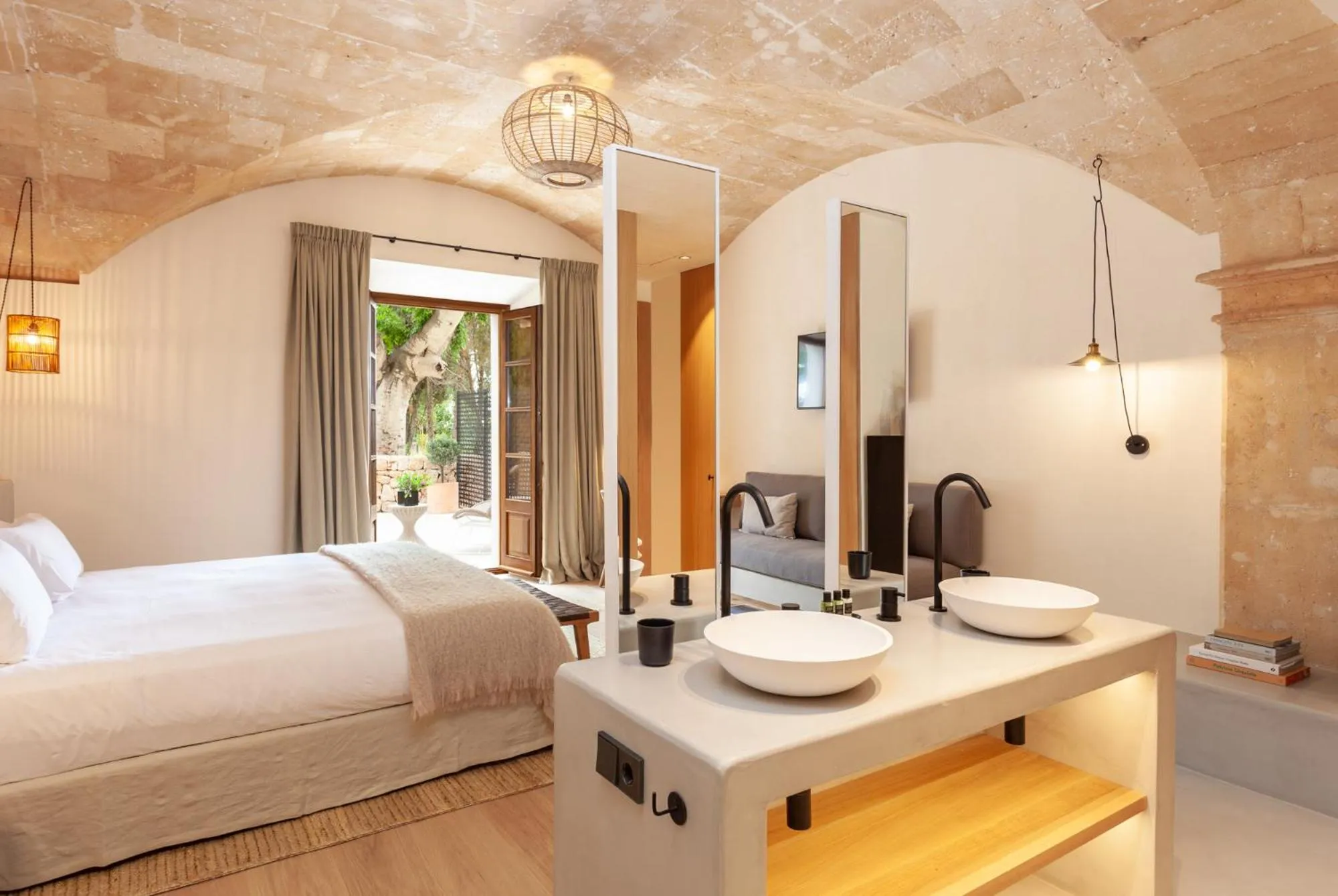 Bathroom, Bed in Son Julia Country House & Spa