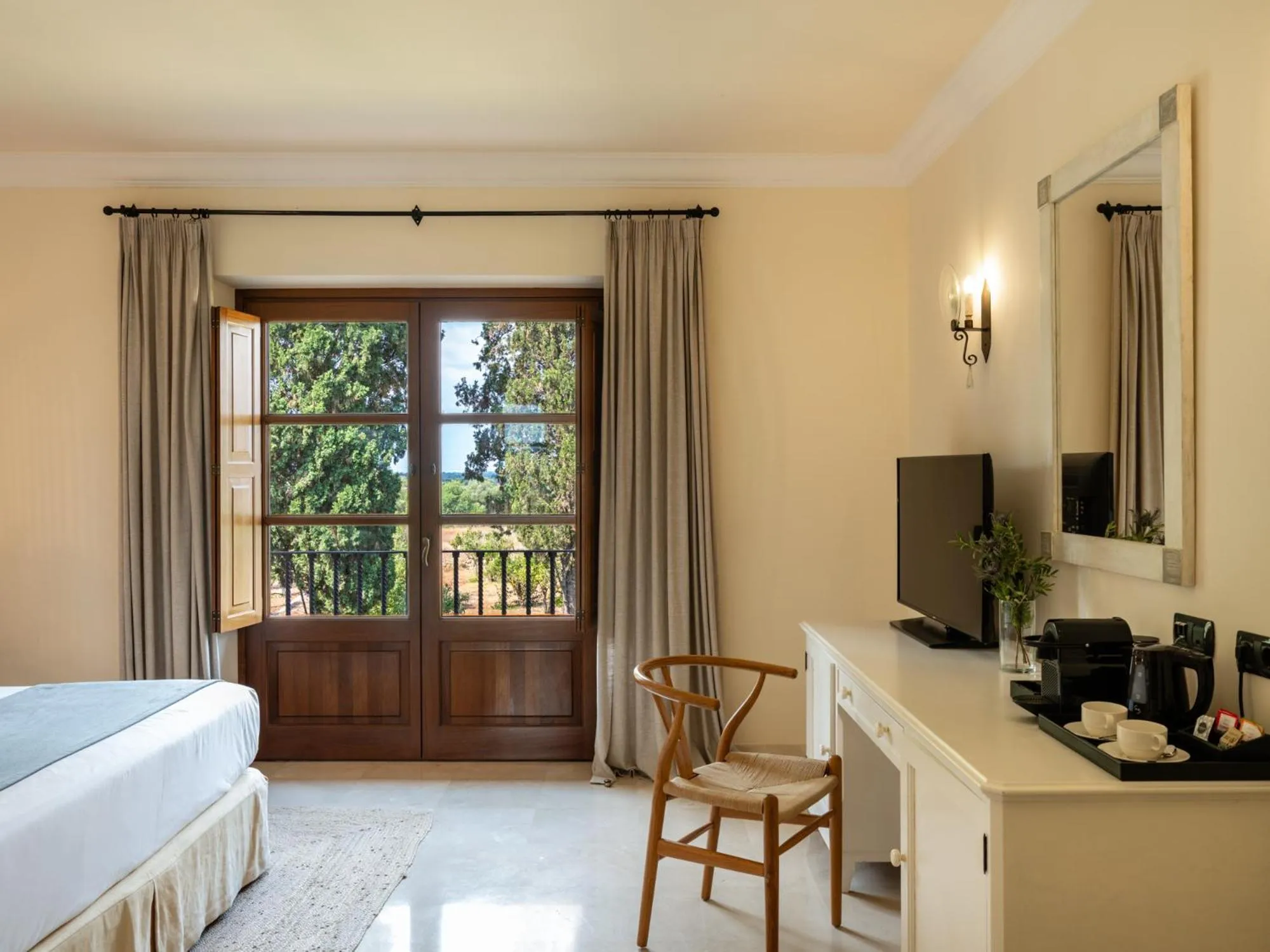 Bedroom, Bed in Son Julia Country House & Spa