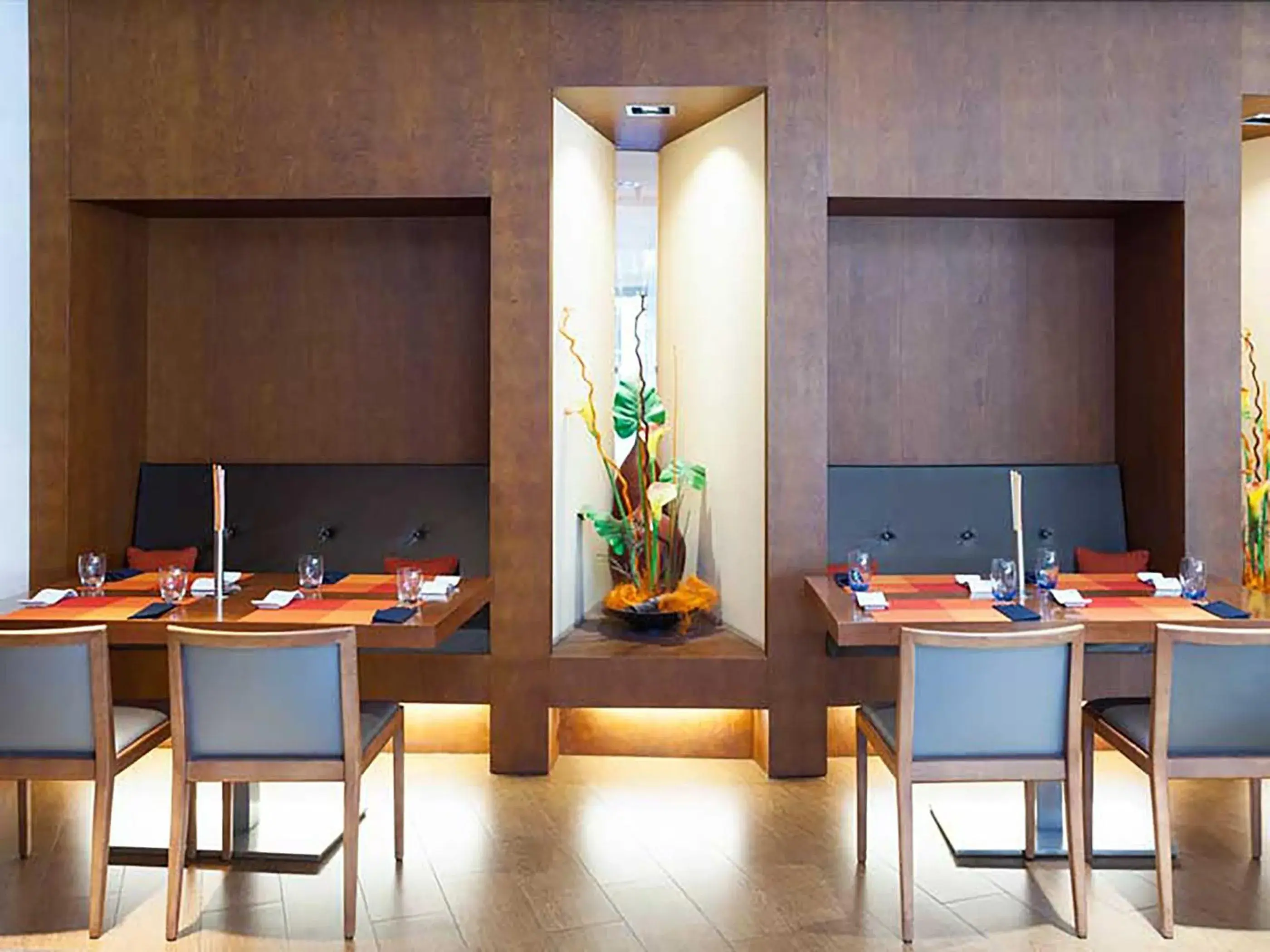 Restaurant/places to eat in Sercotel Valladolid Restaurant/places to eat in Sercotel Valladolid