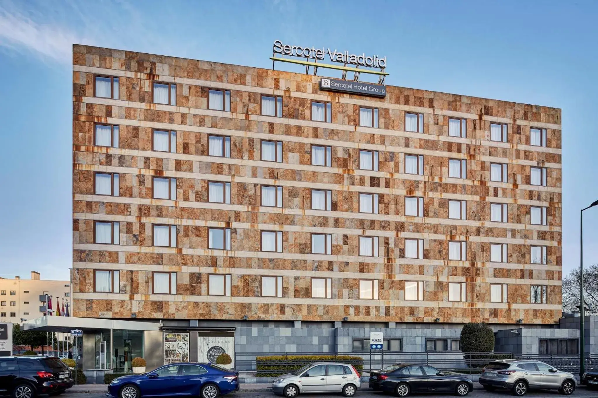 Facade/entrance in Sercotel Valladolid Facade/entrance in Sercotel Valladolid