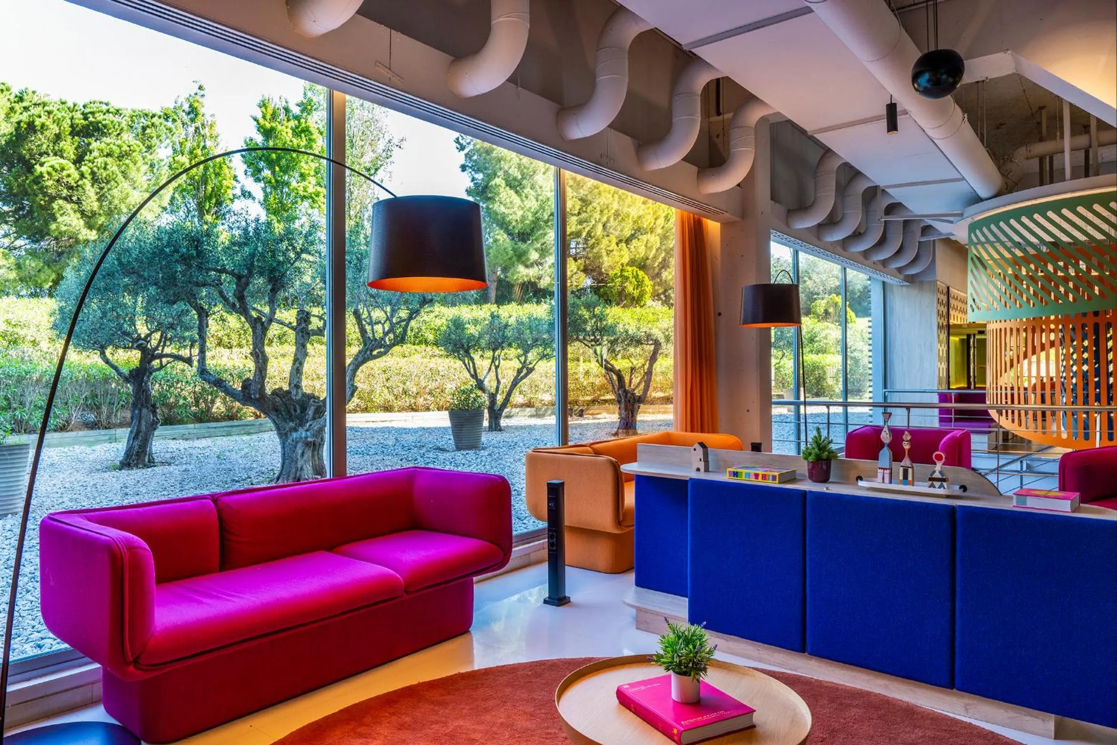 Seating area in ibis Styles Barcelona Sant Joan Despi