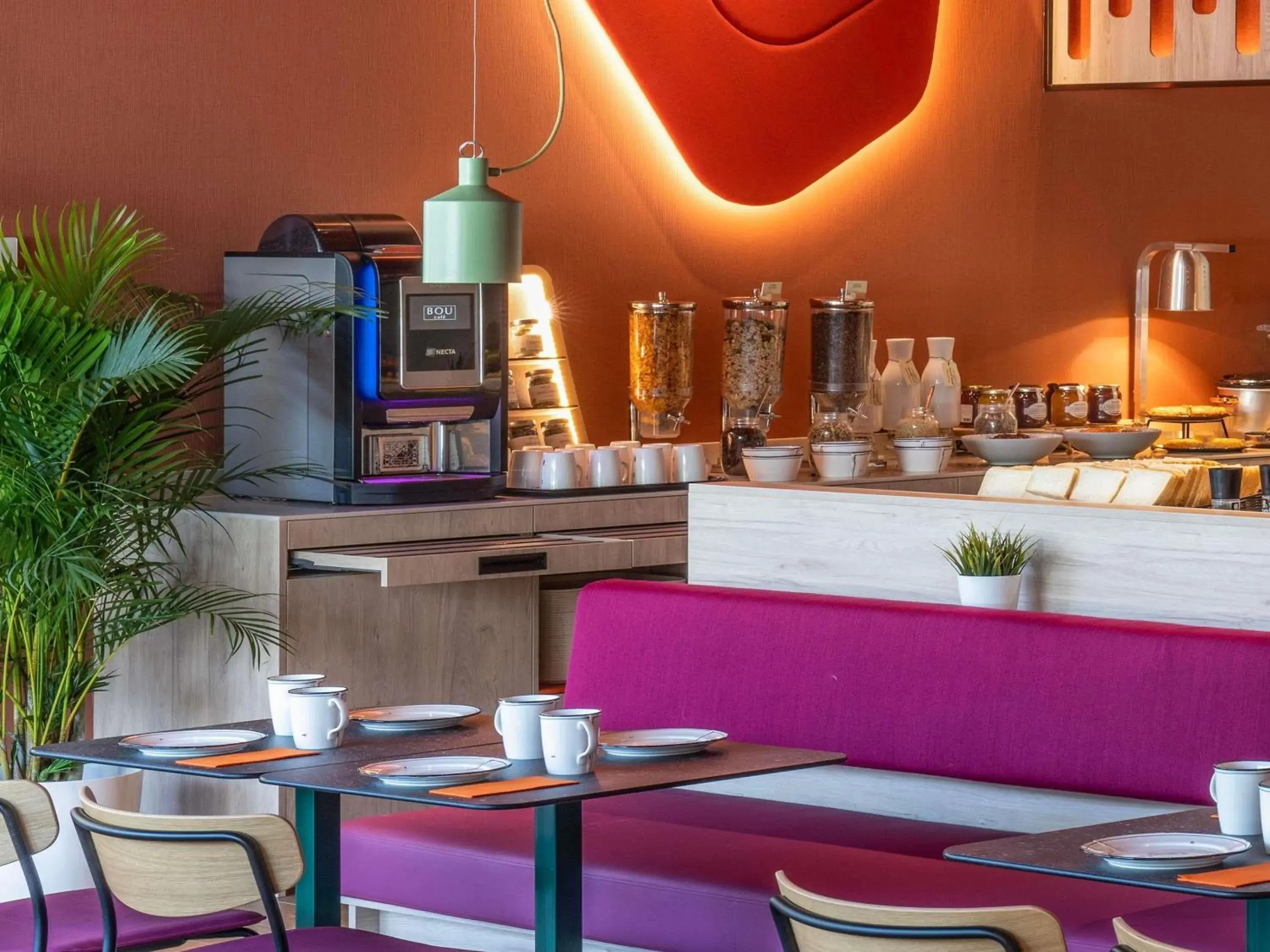 Restaurant/places to eat in ibis Styles Barcelona Sant Joan Despi Restaurant/places to eat in ibis Styles Barcelona Sant Joan Despi