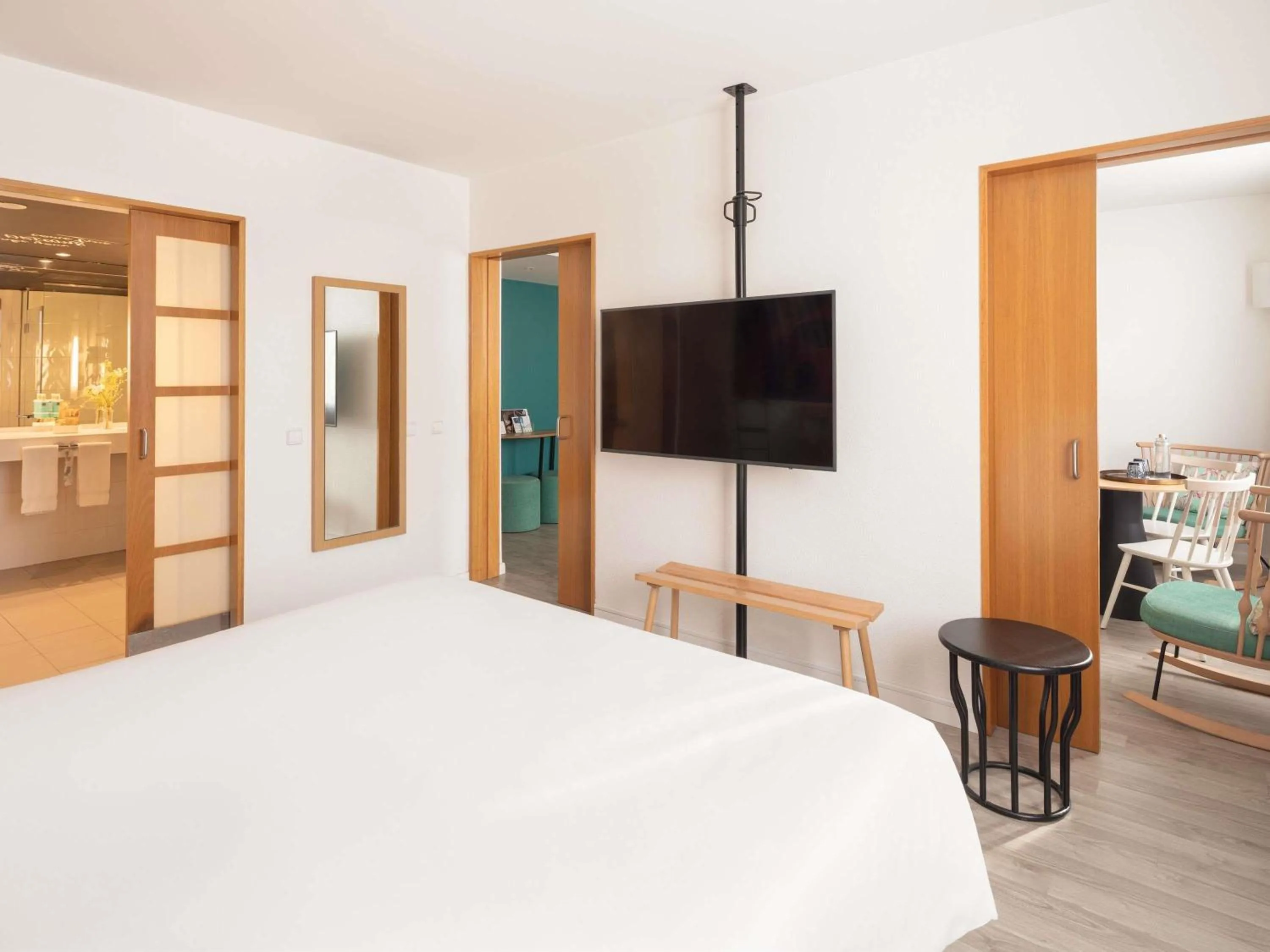 Bedroom, Bed in Novotel Barcelona Cornellà