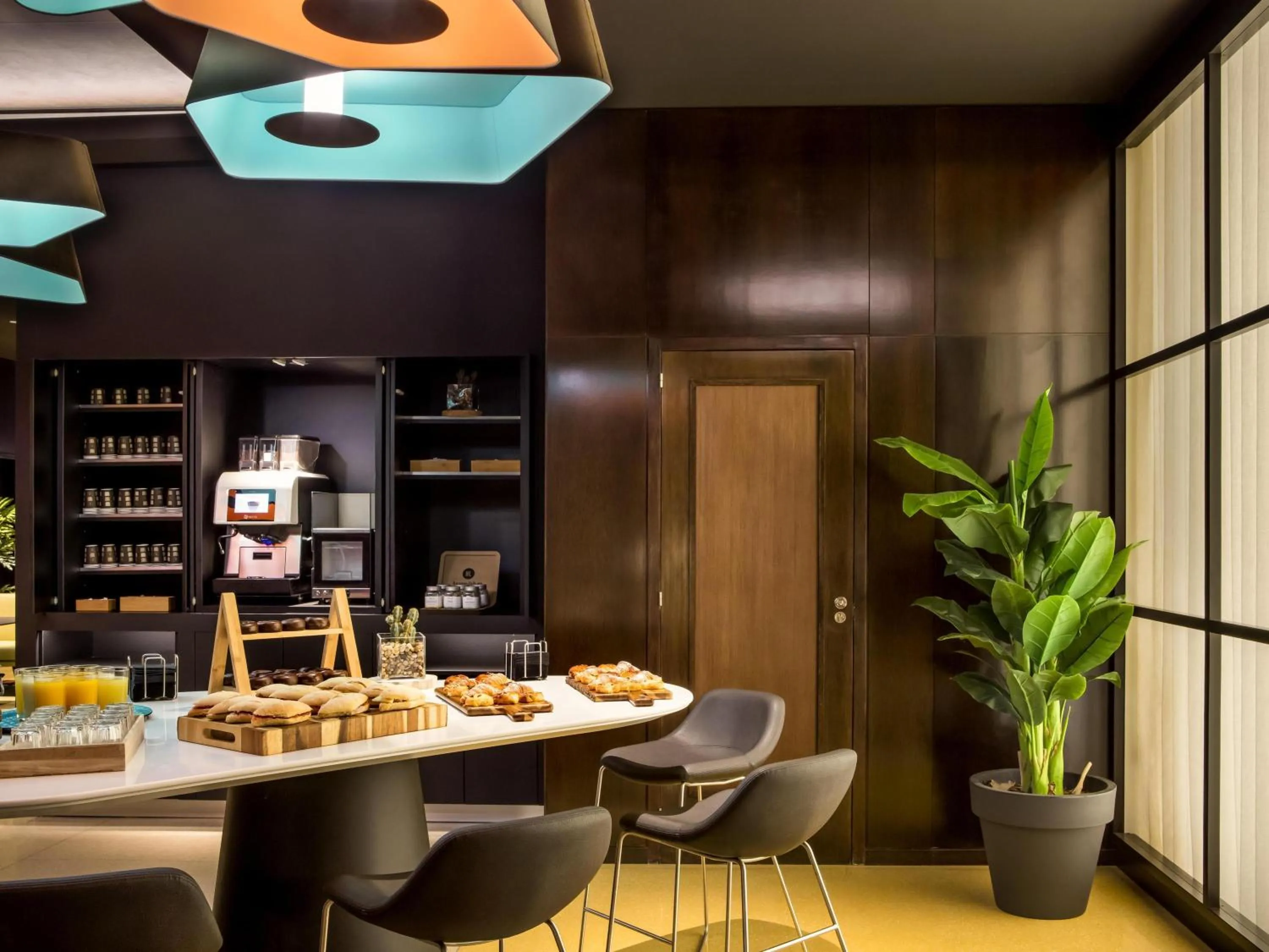 Meeting/conference room in Novotel Barcelona Cornellà