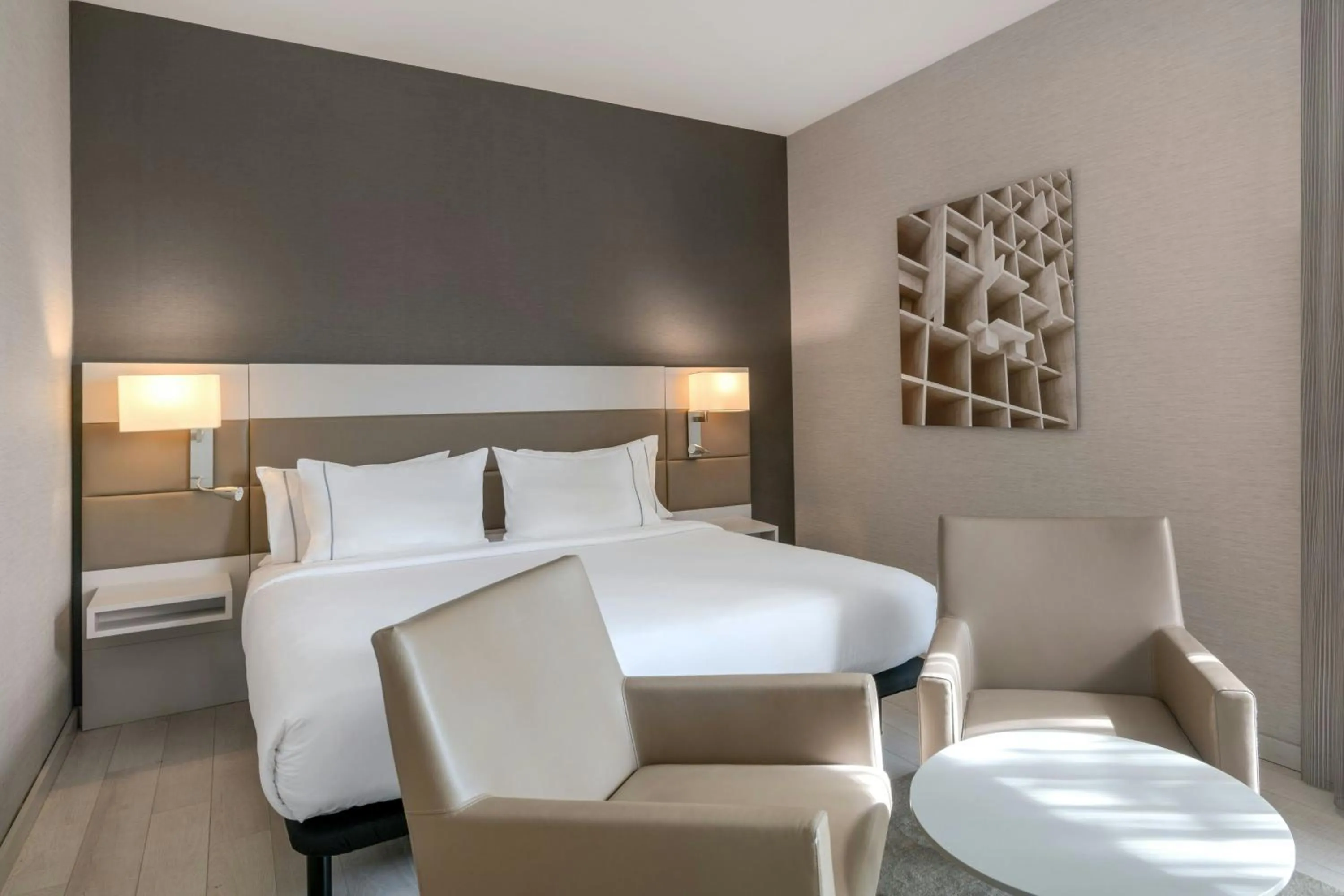 Photo of the whole room, Bed in AC Hotel San Cugat by Marriott