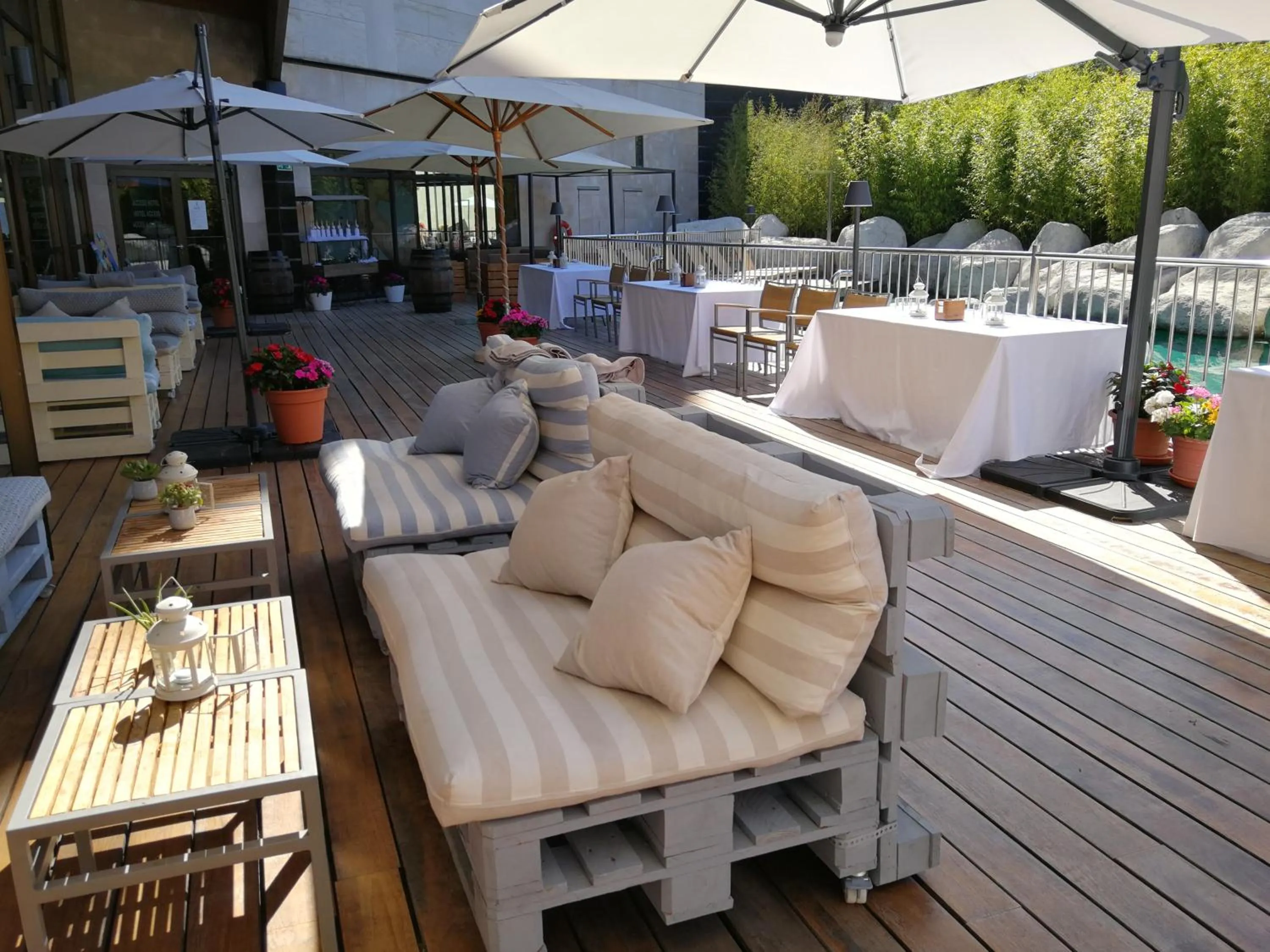 Patio in Hotel Puerta de Bilbao