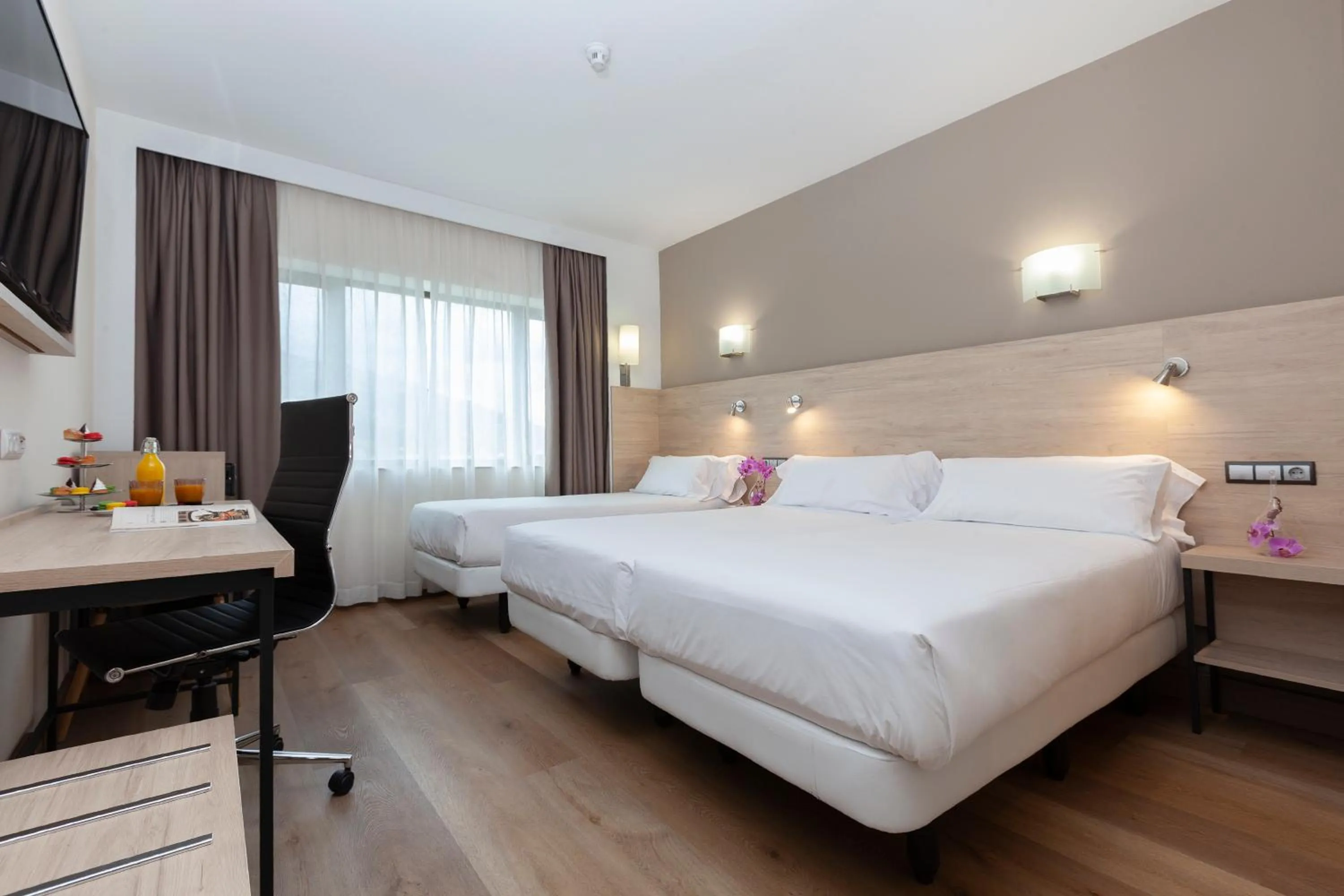 Bed in Hotel Puerta de Bilbao