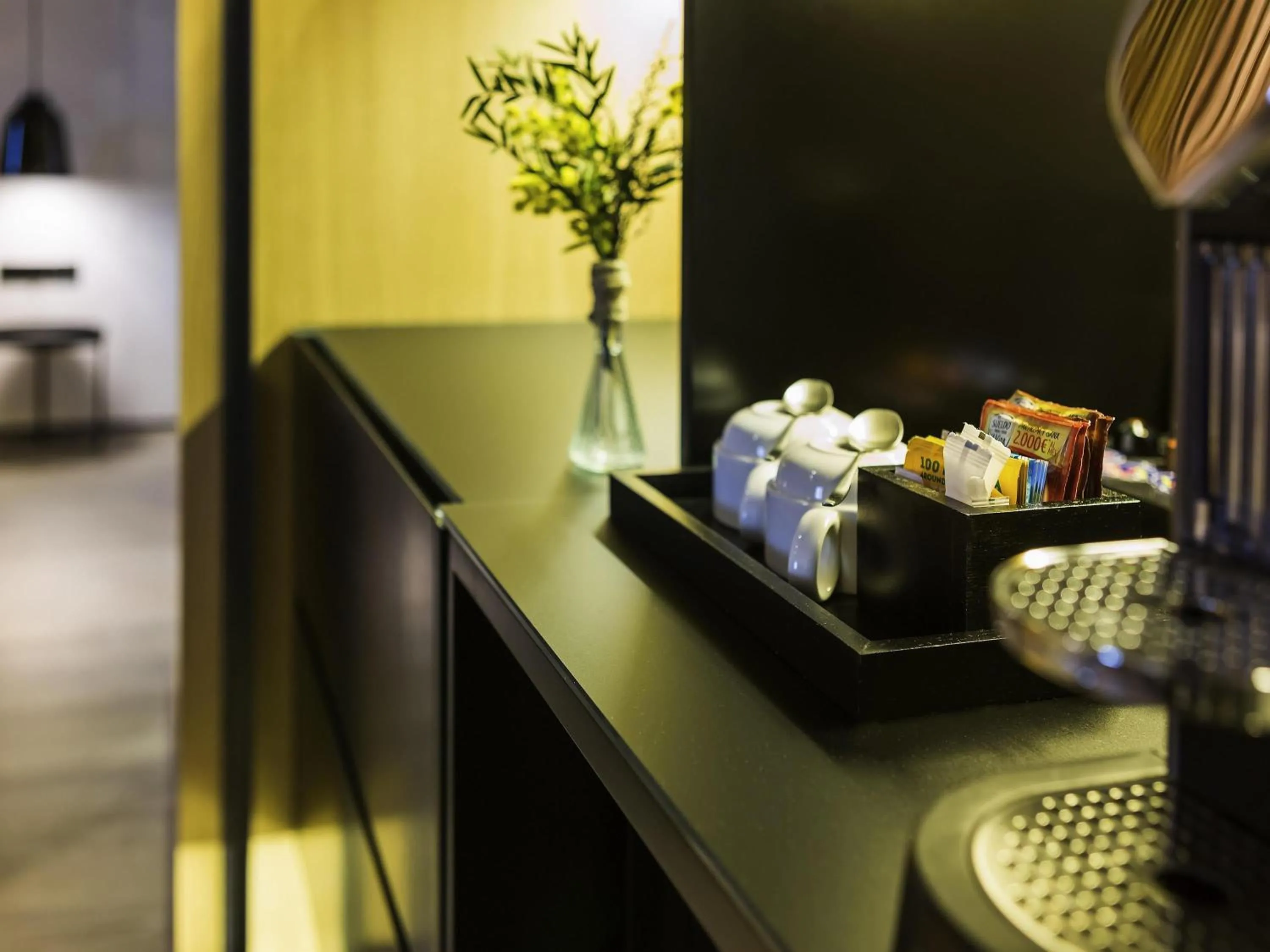 Photo of the whole room in Novotel Sevilla