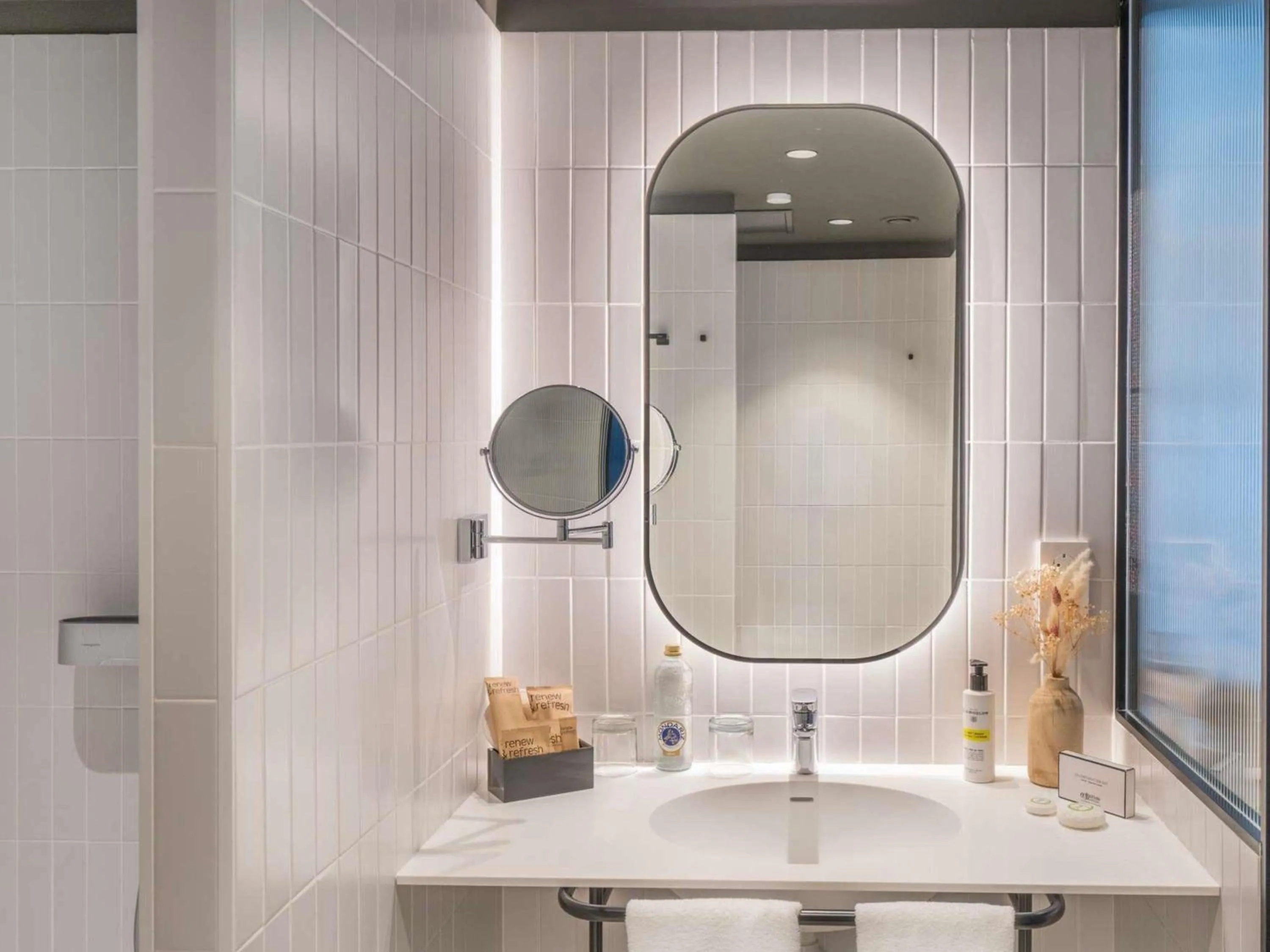 Bedroom in Novotel Campo De Las Naciones